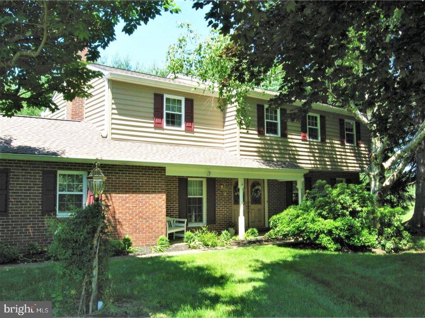 Doylestown, PA 18902,5 TAYLOR LN