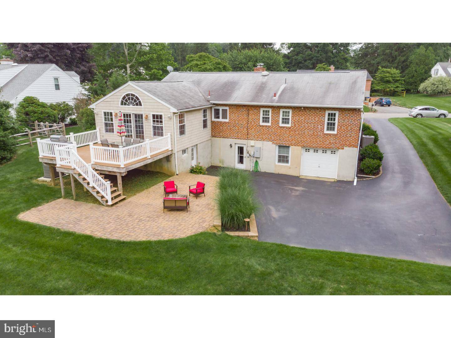 Newtown Square, PA 19073,269 OVERBROOK DR