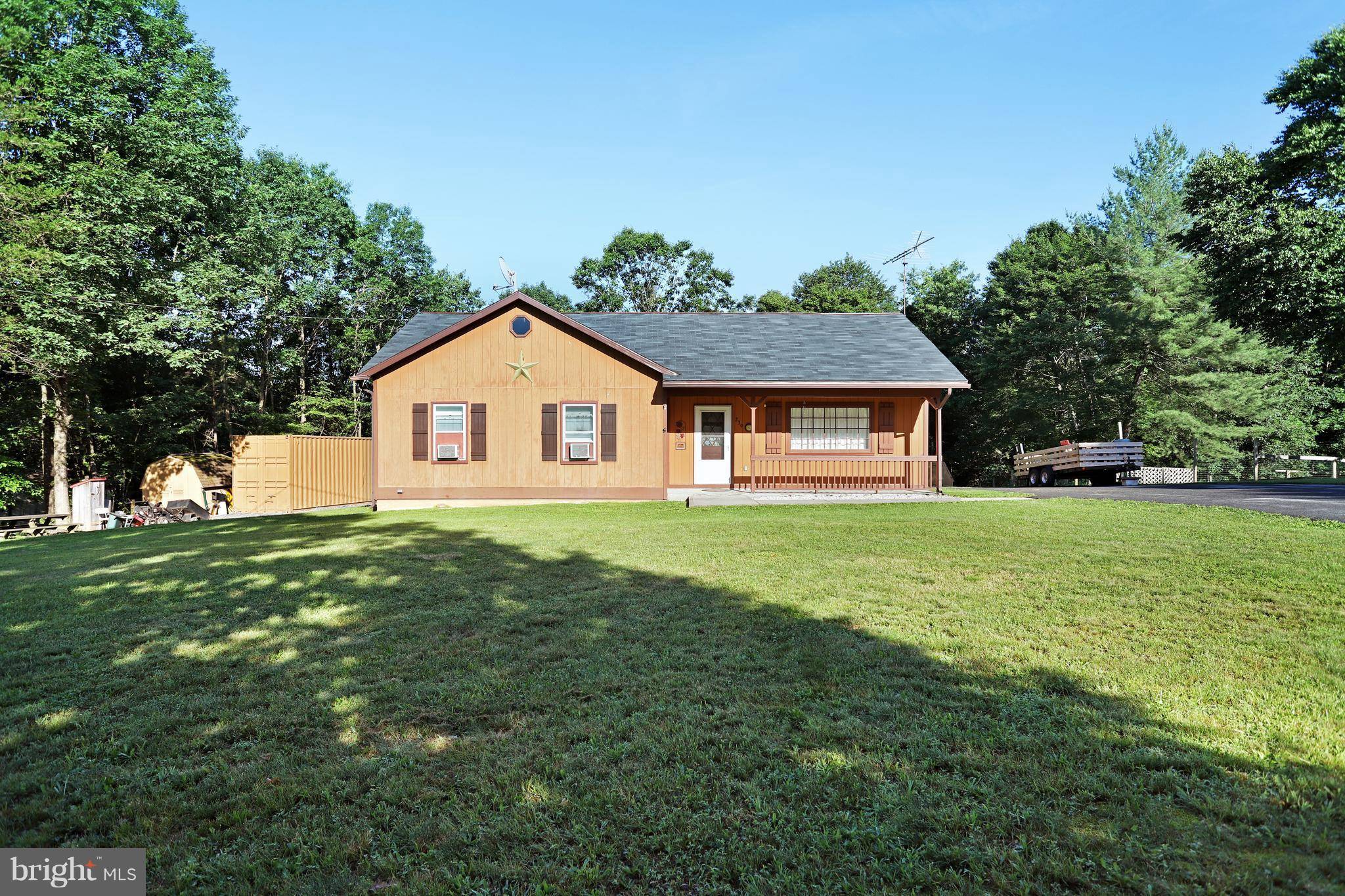 Hedgesville, WV 25427,239 WISHBONE CIR