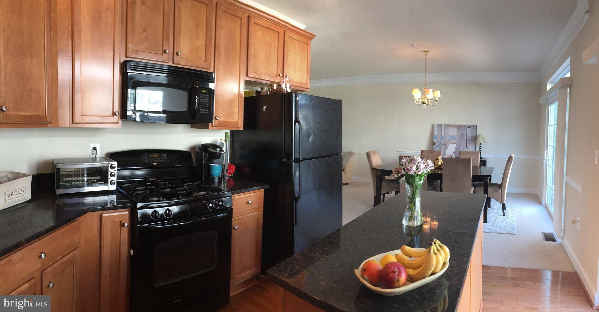 Gaithersburg, MD 20877,228 SUMMIT AVE #27
