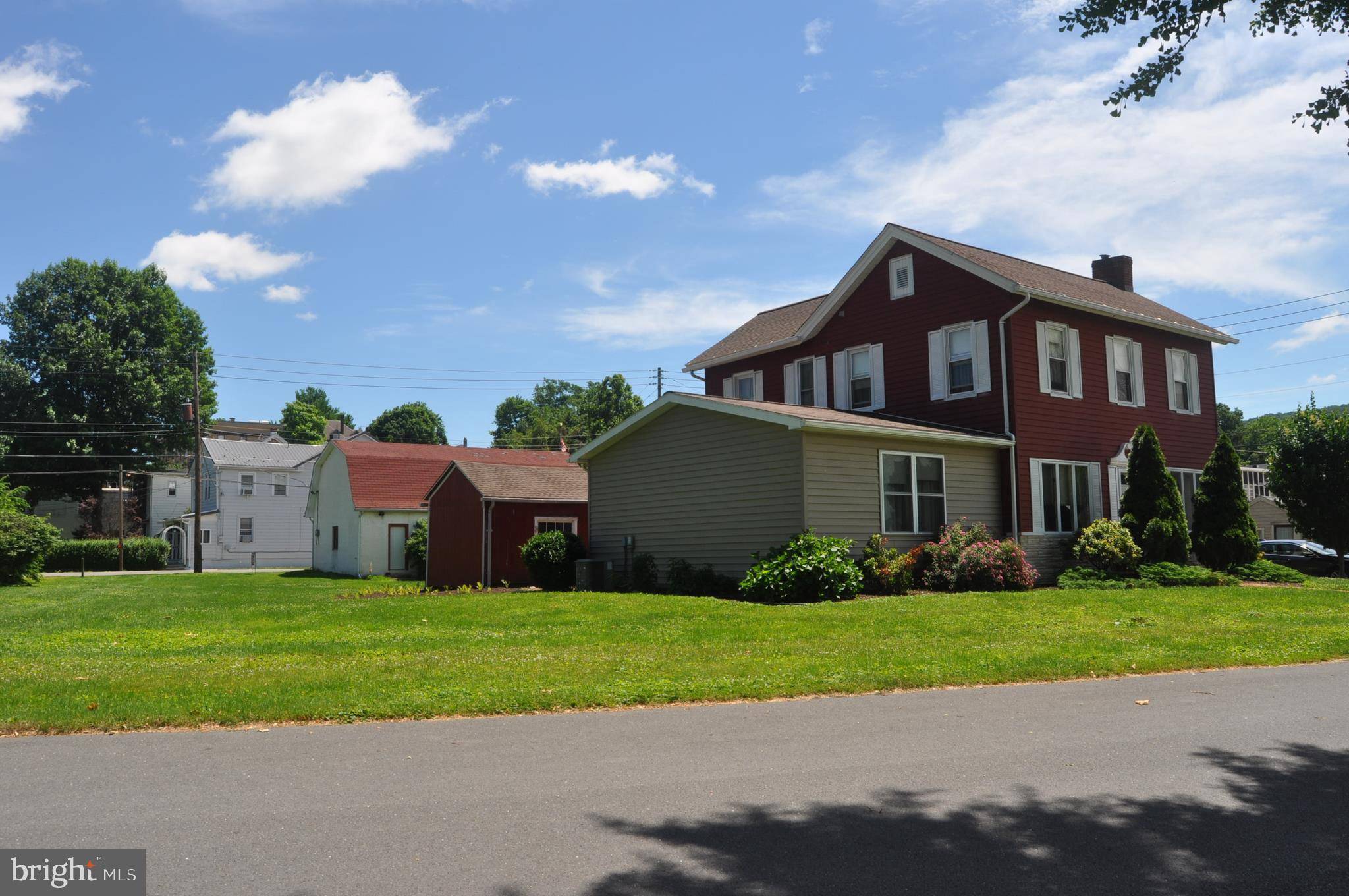 Millersburg, PA 17061,308 RIVER ST