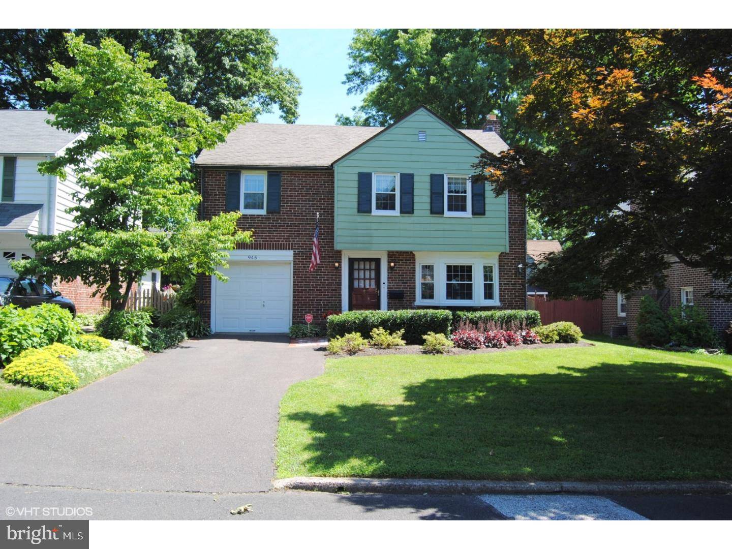 Elkins Park, PA 19027,945 ROANOKE RD