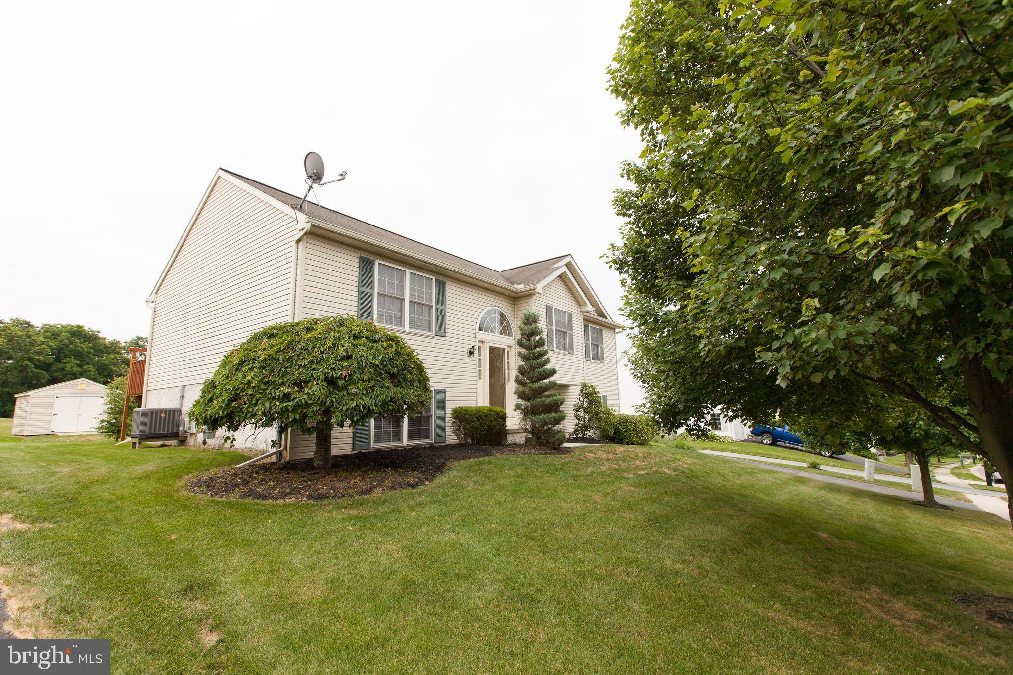 Manheim, PA 17545,663 MALLARD DR