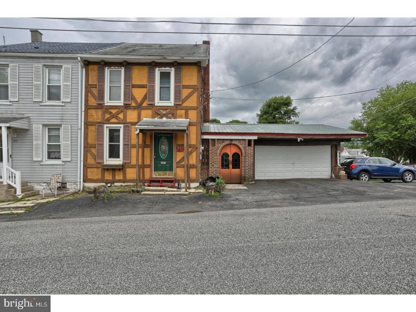 Auburn, PA 17922,245 ORCHARD ST