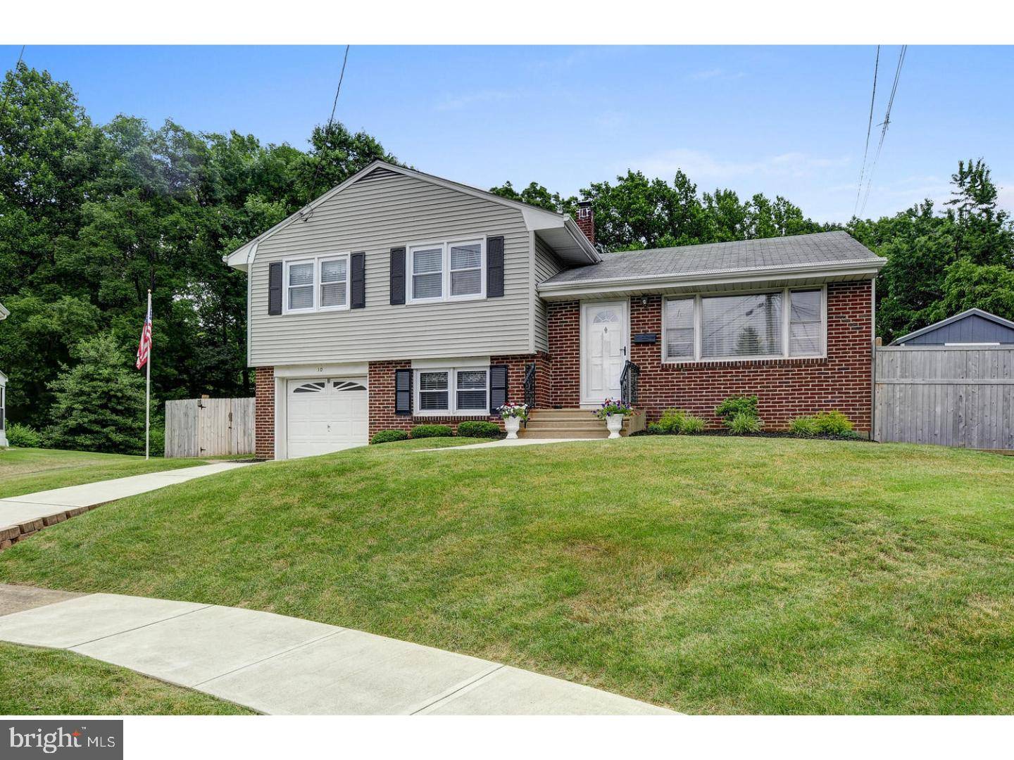 Hamilton Township, NJ 08620,10 VALLEY VIEW CT