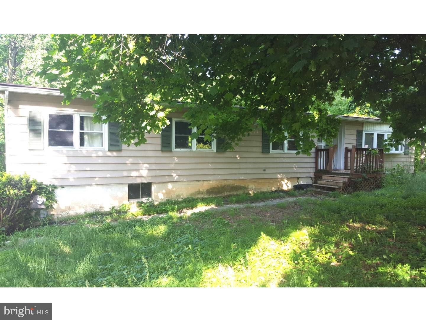 Elverson, PA 19520,224 ISABELLA RD