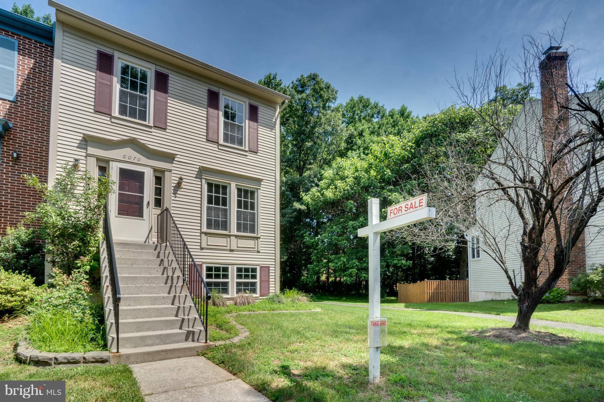 Centreville, VA 20121,6070 CLAY SPUR CT