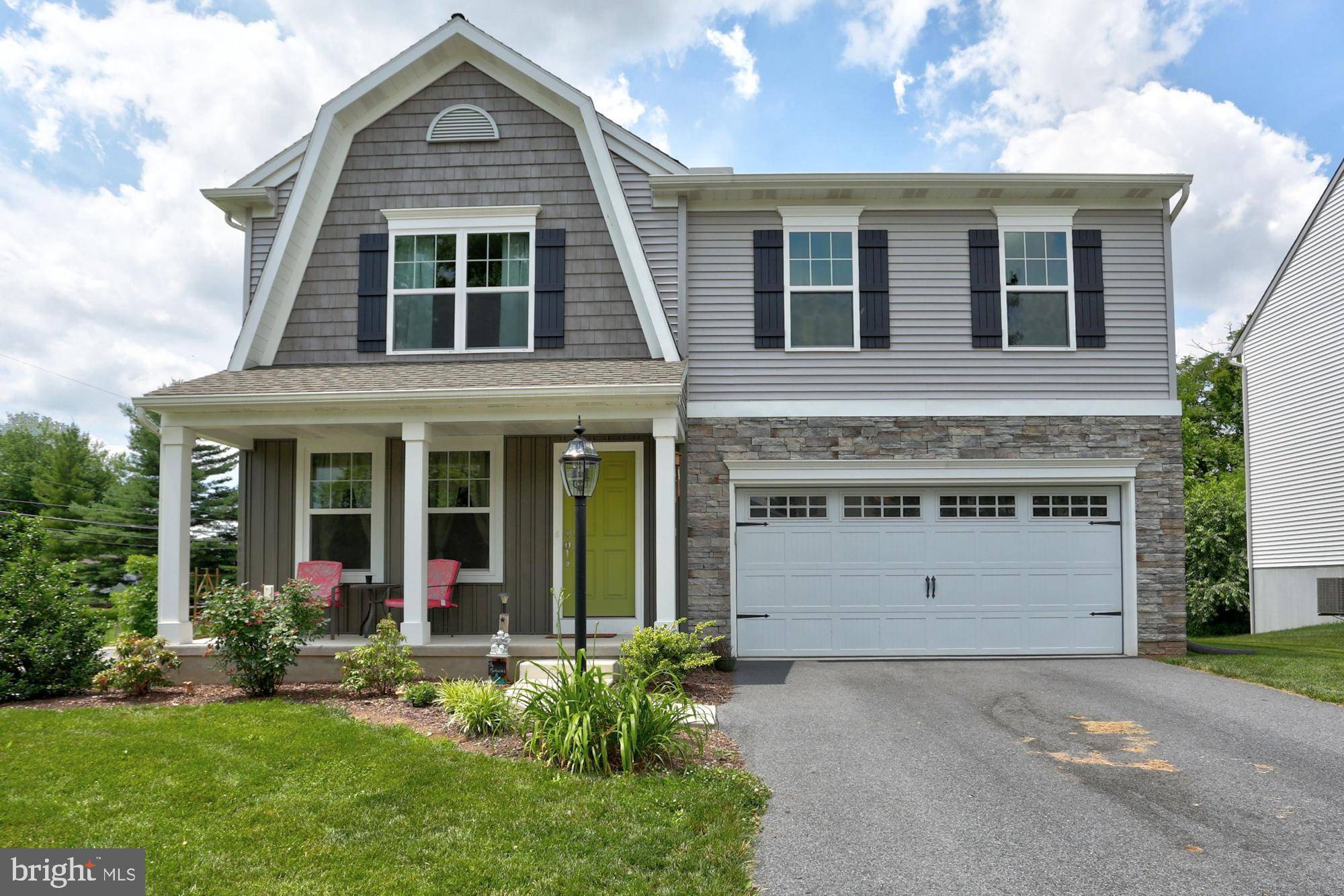 Ephrata, PA 17522,3 COPPERWOOD LN