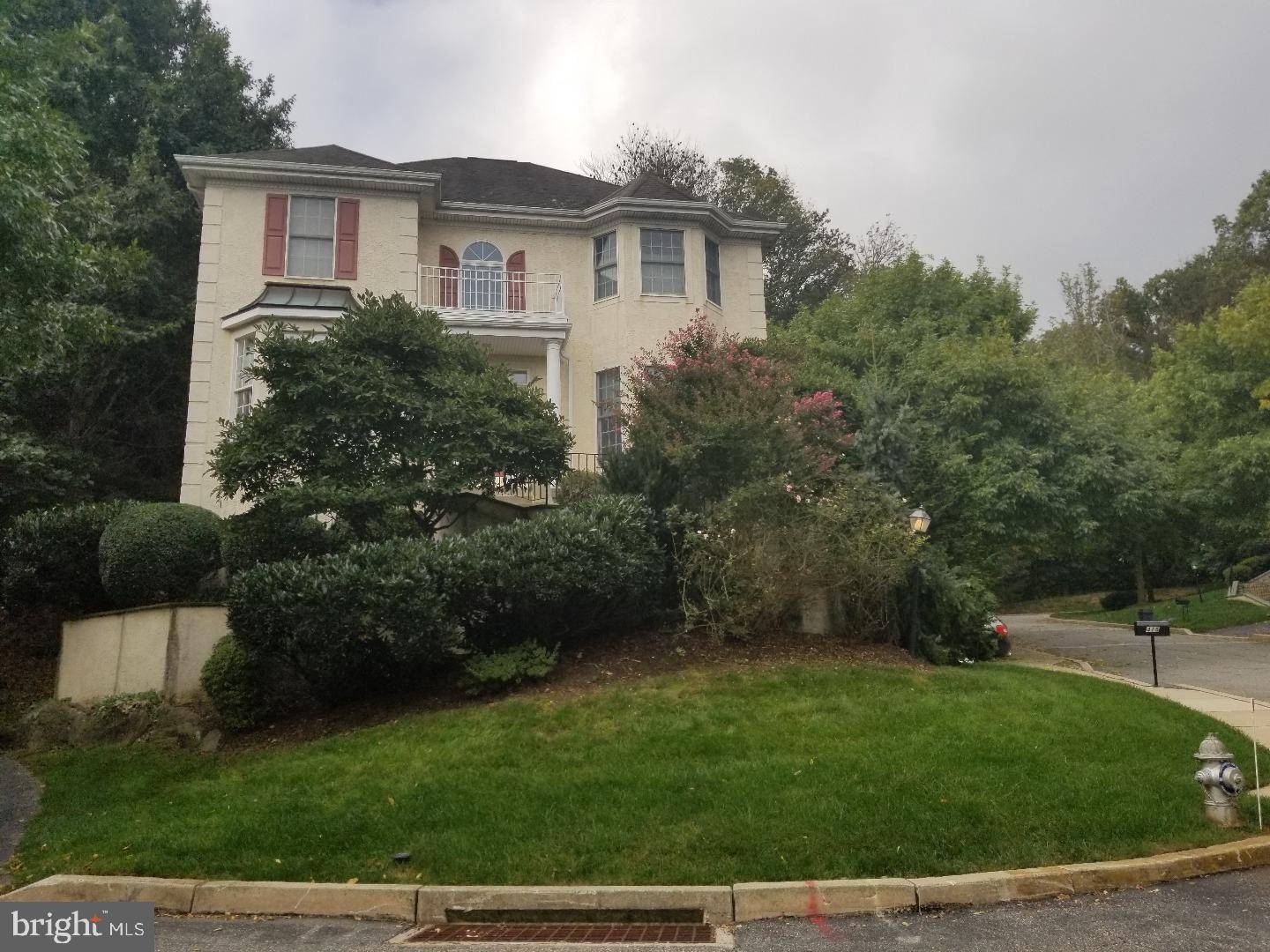 West Conshohocken, PA 19428,415 SPRING GARDEN LN