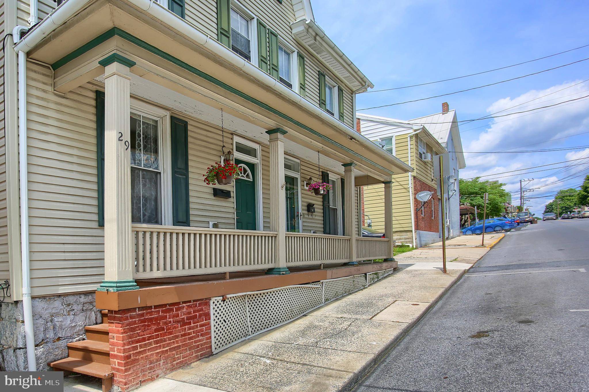 Shippensburg, PA 17257,29 E ORANGE ST