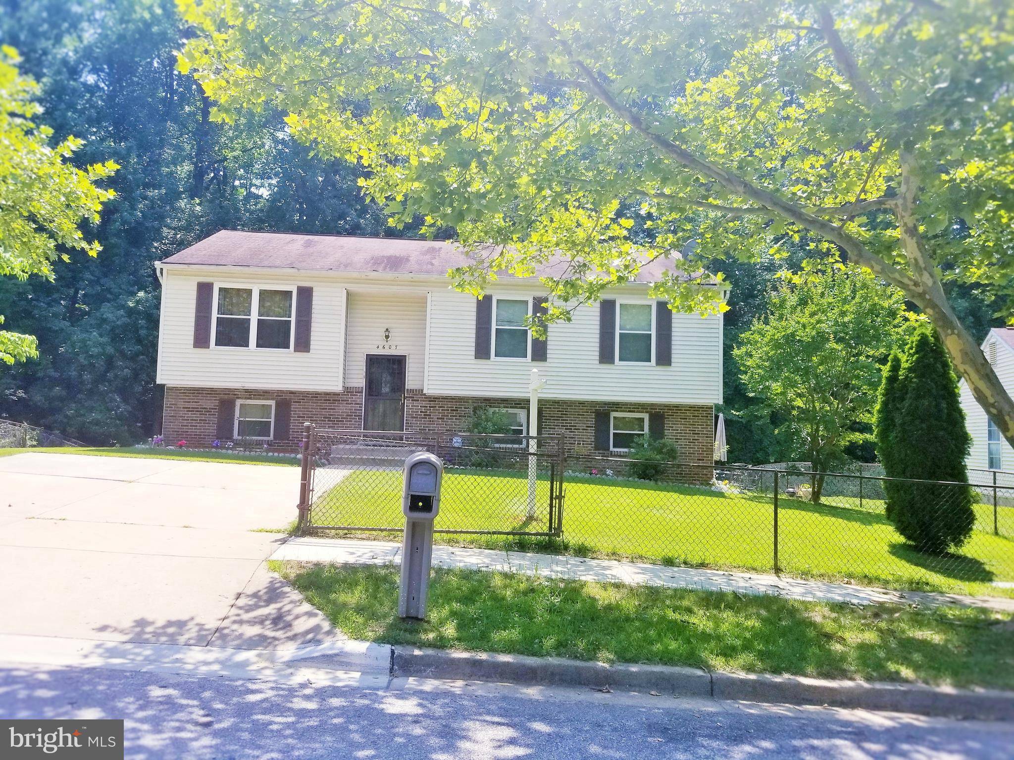 Temple Hills, MD 20748,4607 HIDDEN PINE LN