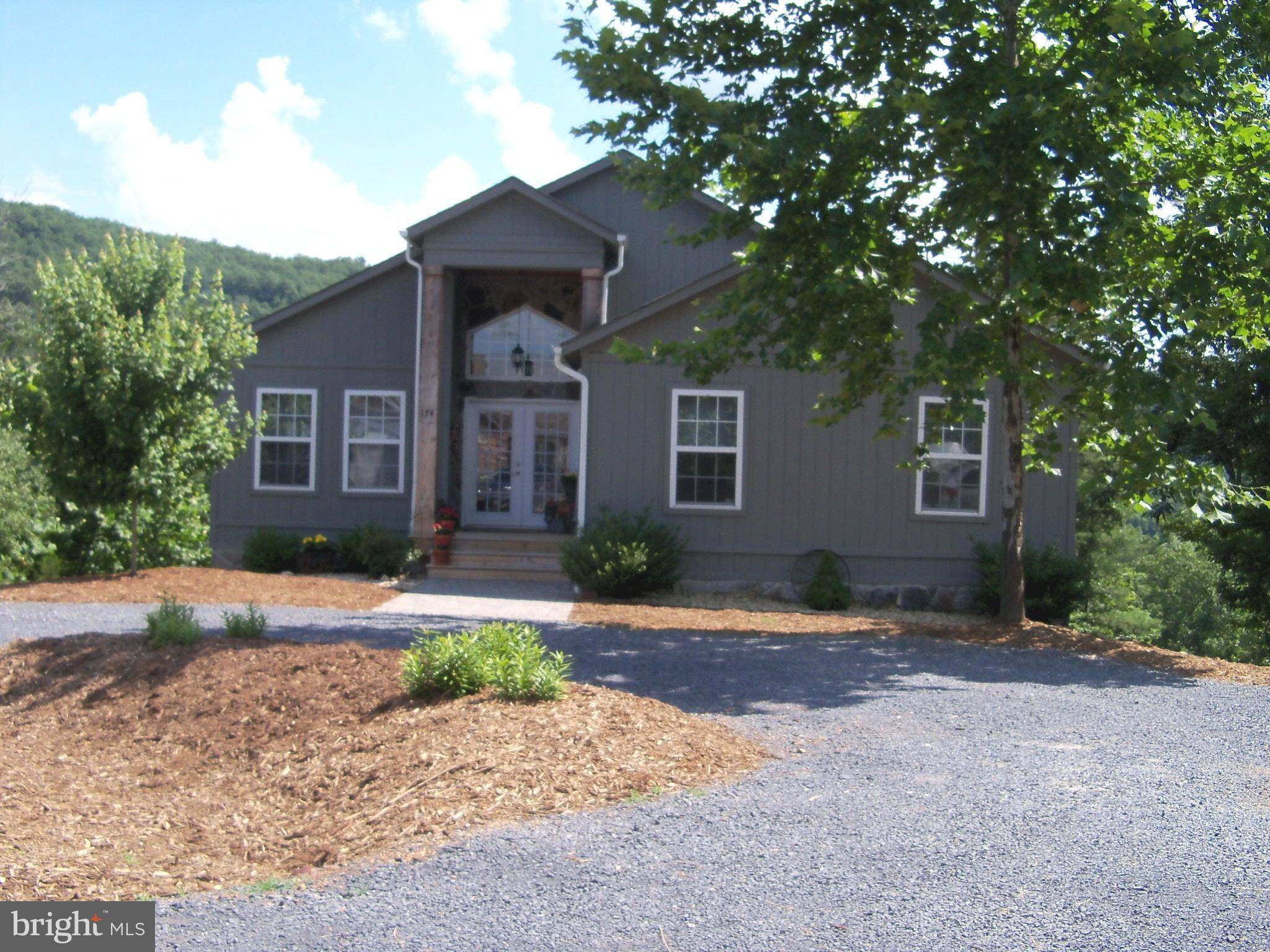 Basye, VA 22810,174 FALCON HAVEN DR