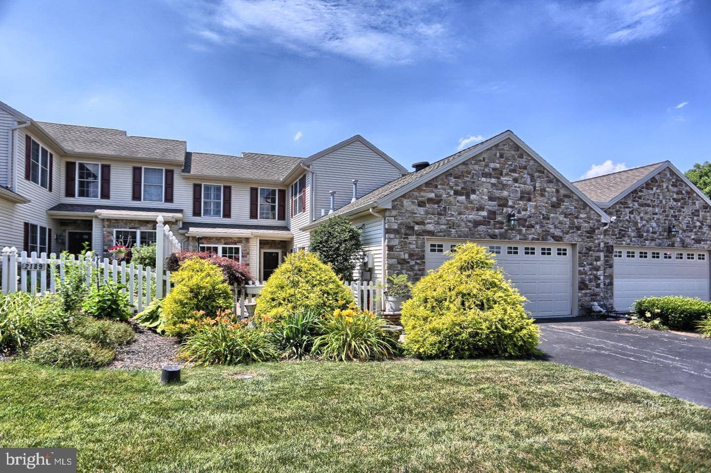 Hummelstown, PA 17036,2185 DEER RUN DR