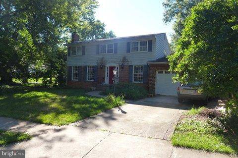 Vienna, VA 22180,2429 ROCKBRIDGE ST