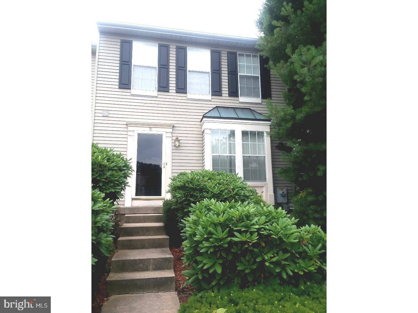 Blackwood, NJ 08012,31 PEBBLE LN