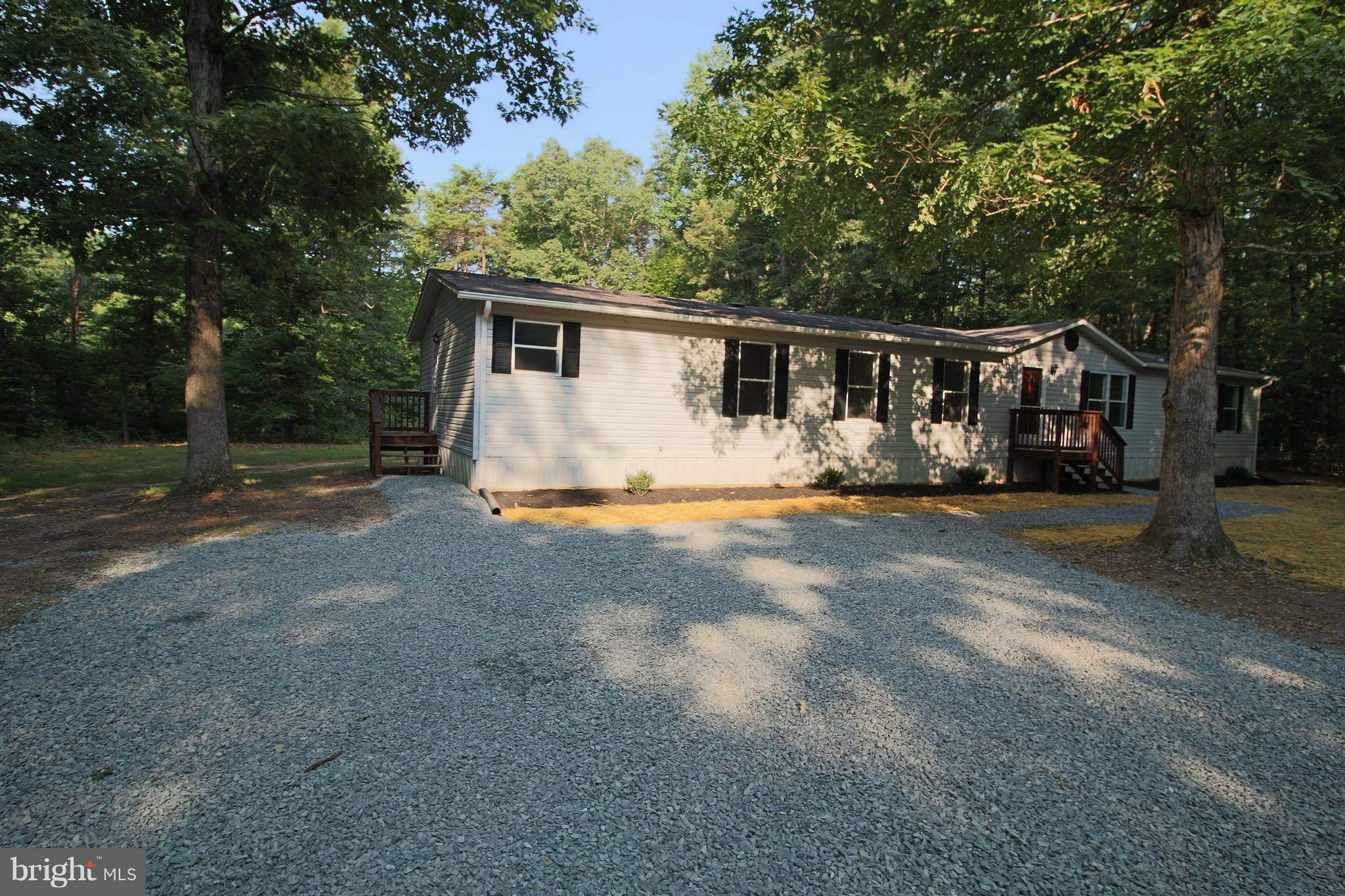 Partlow, VA 22534,8520 DARCY LN