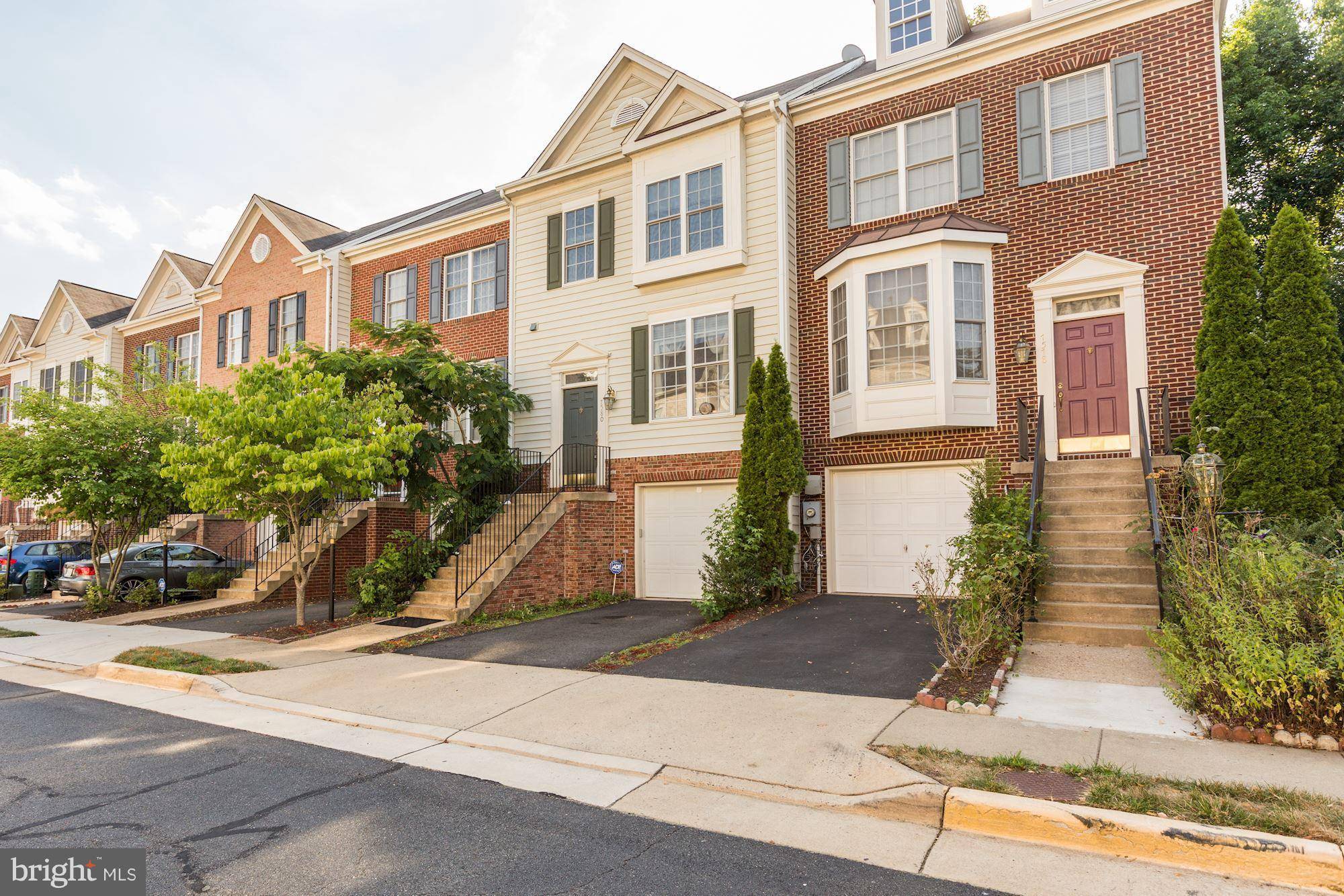 Alexandria, VA 22306,7580 GREAT SWAN CT