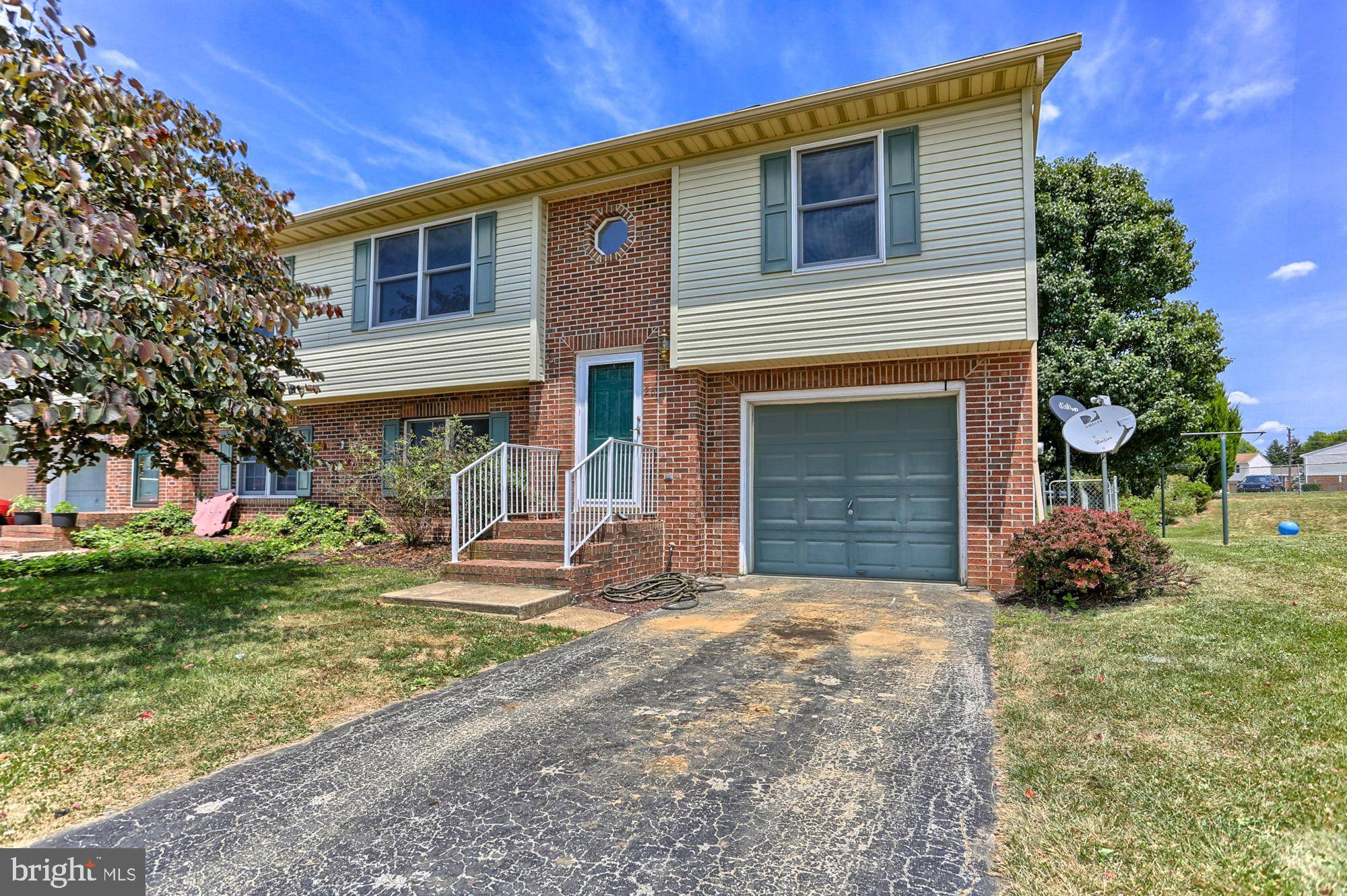 Mcsherrystown, PA 17344,28 SQUIRE CIR