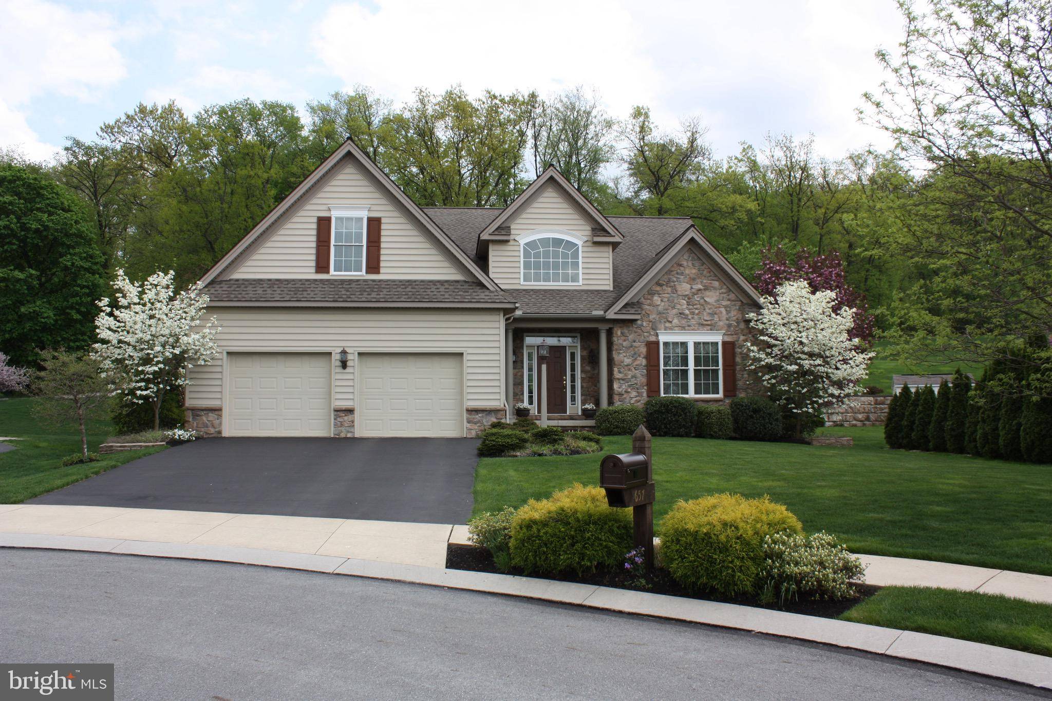 Lancaster, PA 17601,657 EAGLET CIR