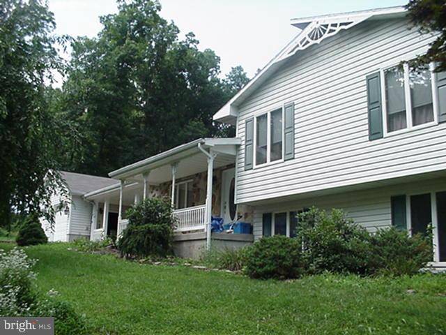 Augusta, WV 26704,111 CRIMSON OAK LN