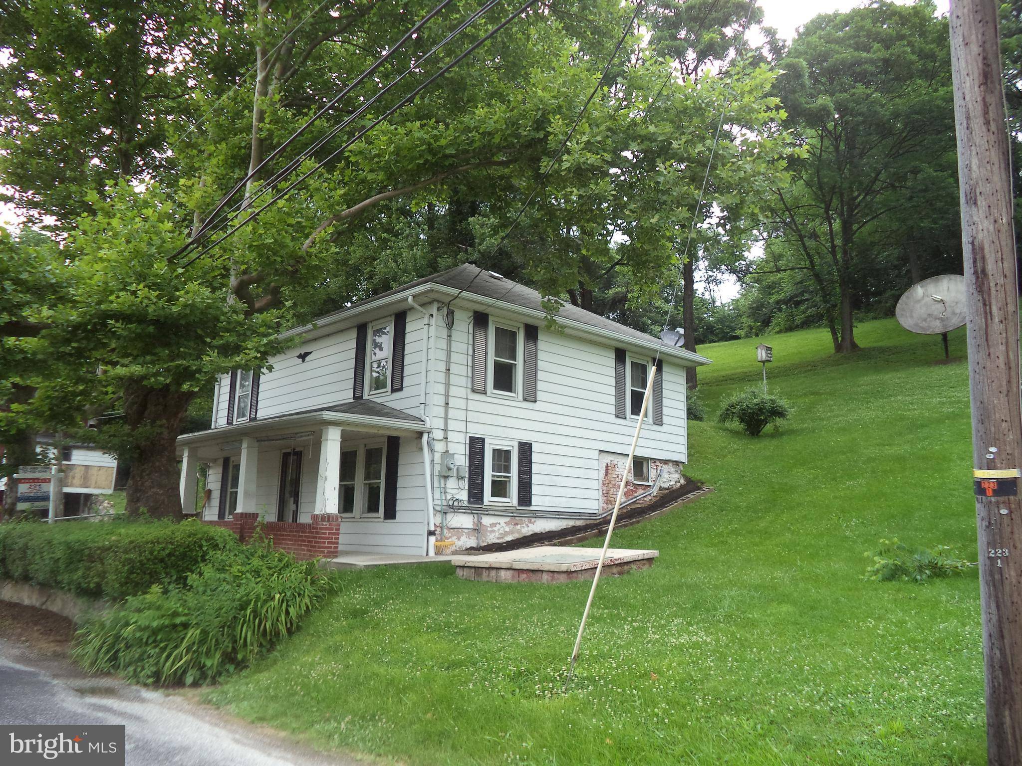 Spring Grove, PA 17362,2705 PENTLAND RD