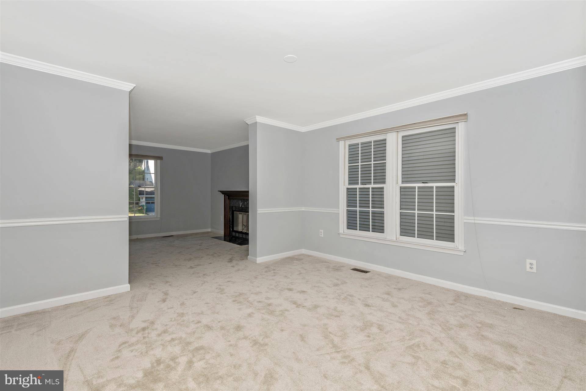 Gaithersburg, MD 20878,25 SOLITAIRE CT