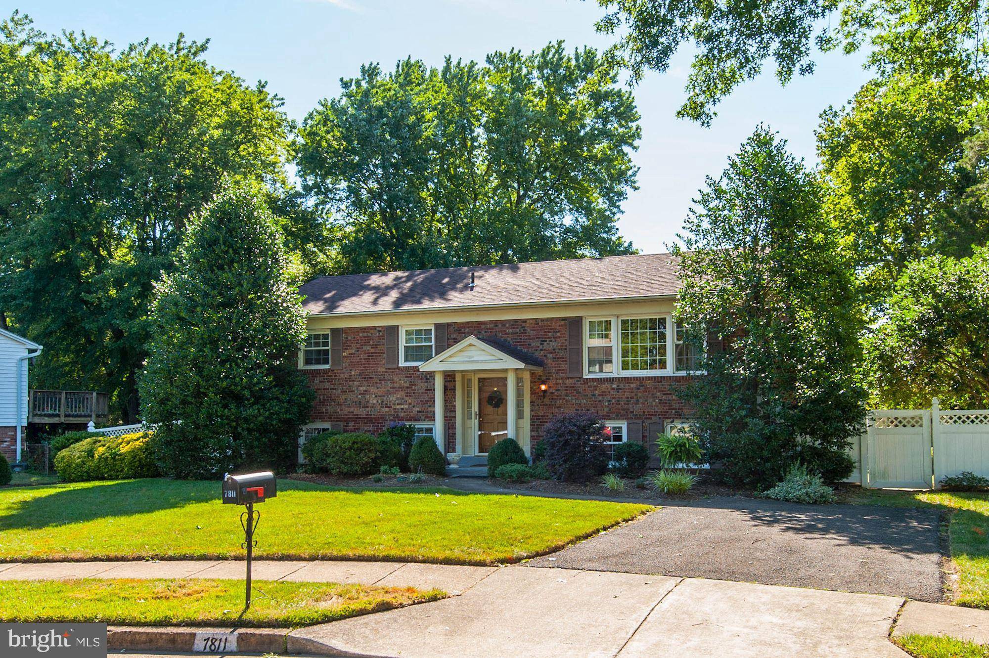 Alexandria, VA 22315,7811 KINCARDINE CT