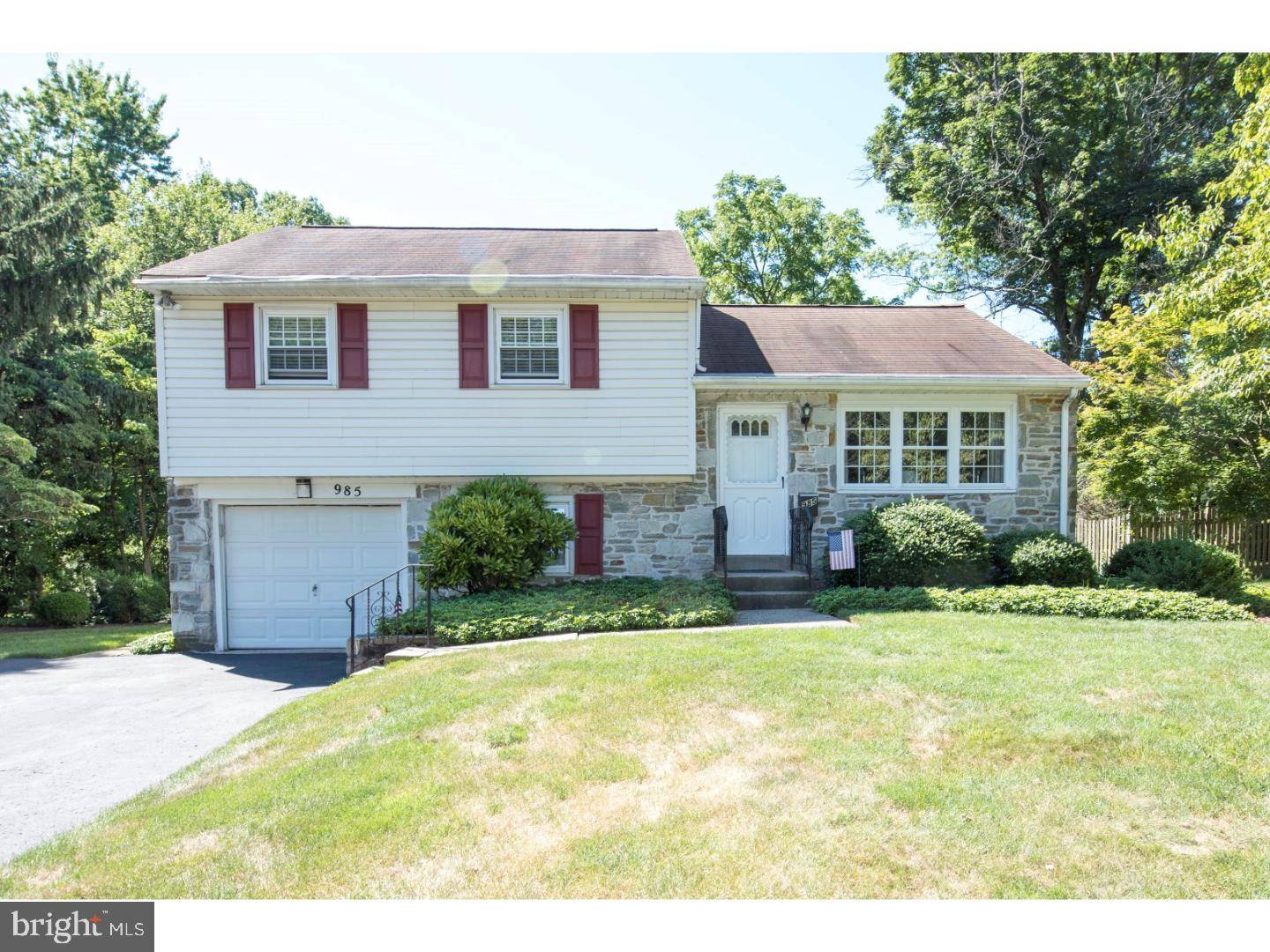 Southampton, PA 18966,985 CARLIN DR