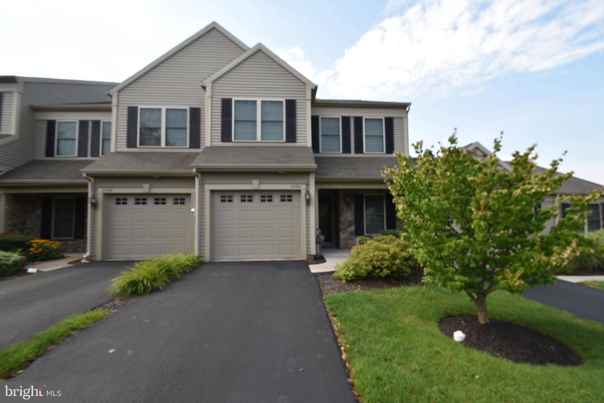 Hummelstown, PA 17036,2060 DEER RUN DR