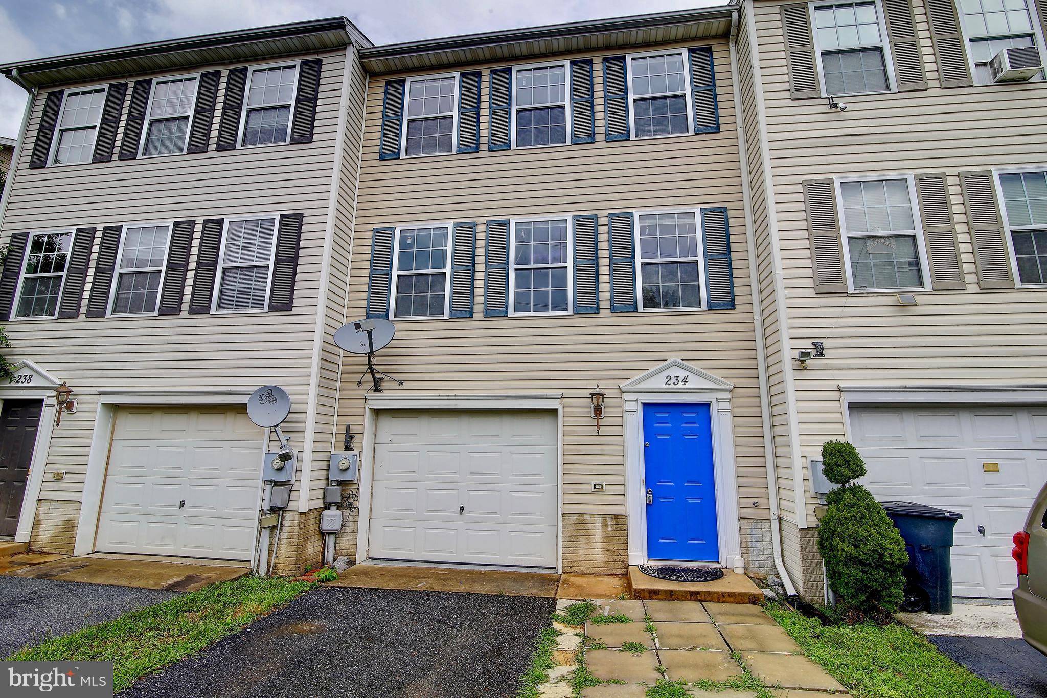 Inwood, WV 25428,234 TOPAZ LN