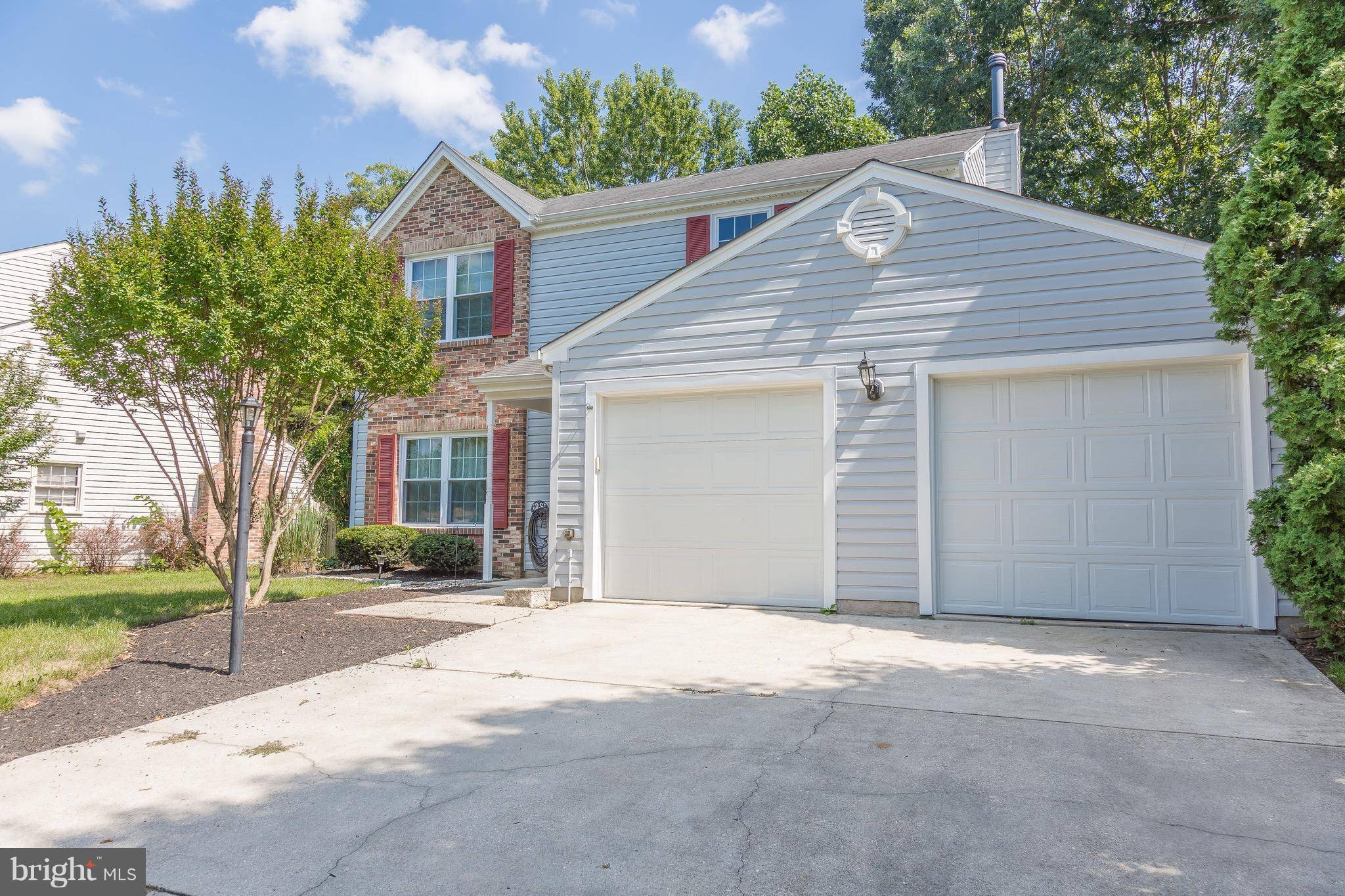 Waldorf, MD 20603,5004 DAMSELFISH CT