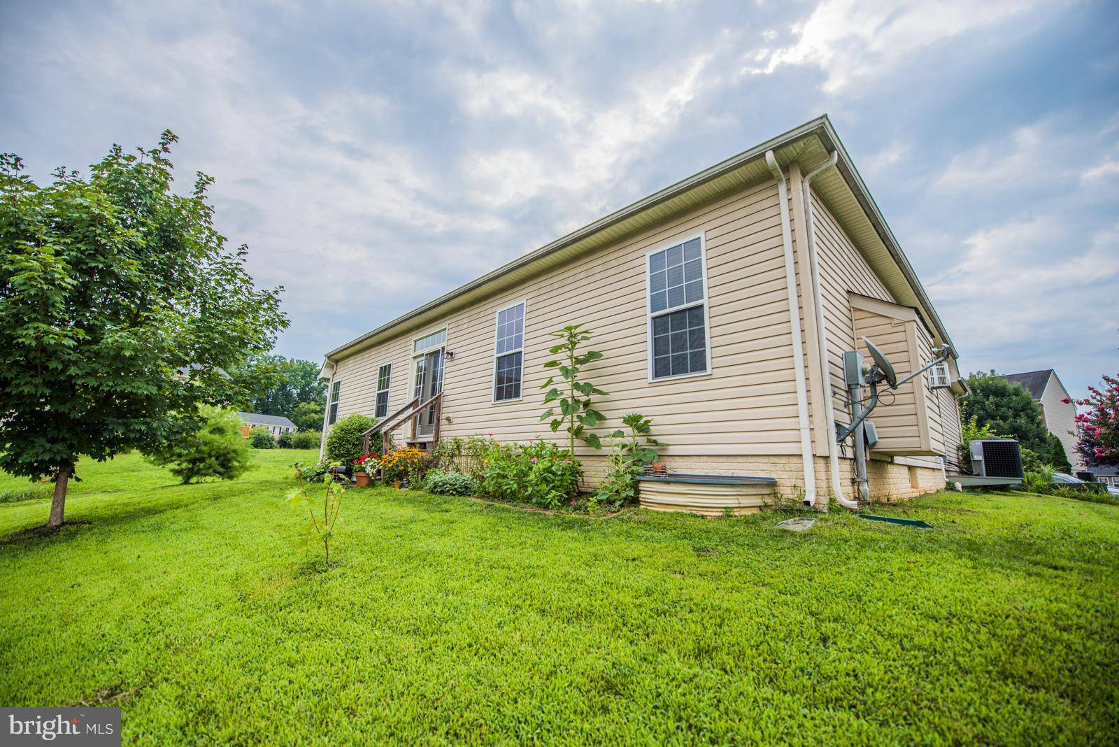 Shepherdstown, WV 25443,377 MADDEX DR