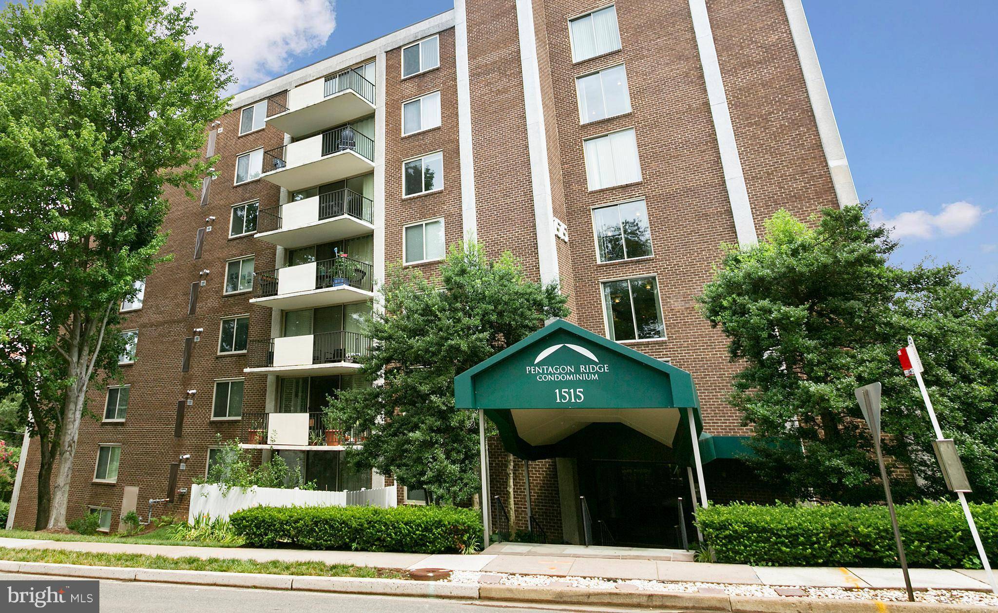 Arlington, VA 22202,1515 ARLINGTON RIDGE RD S #503