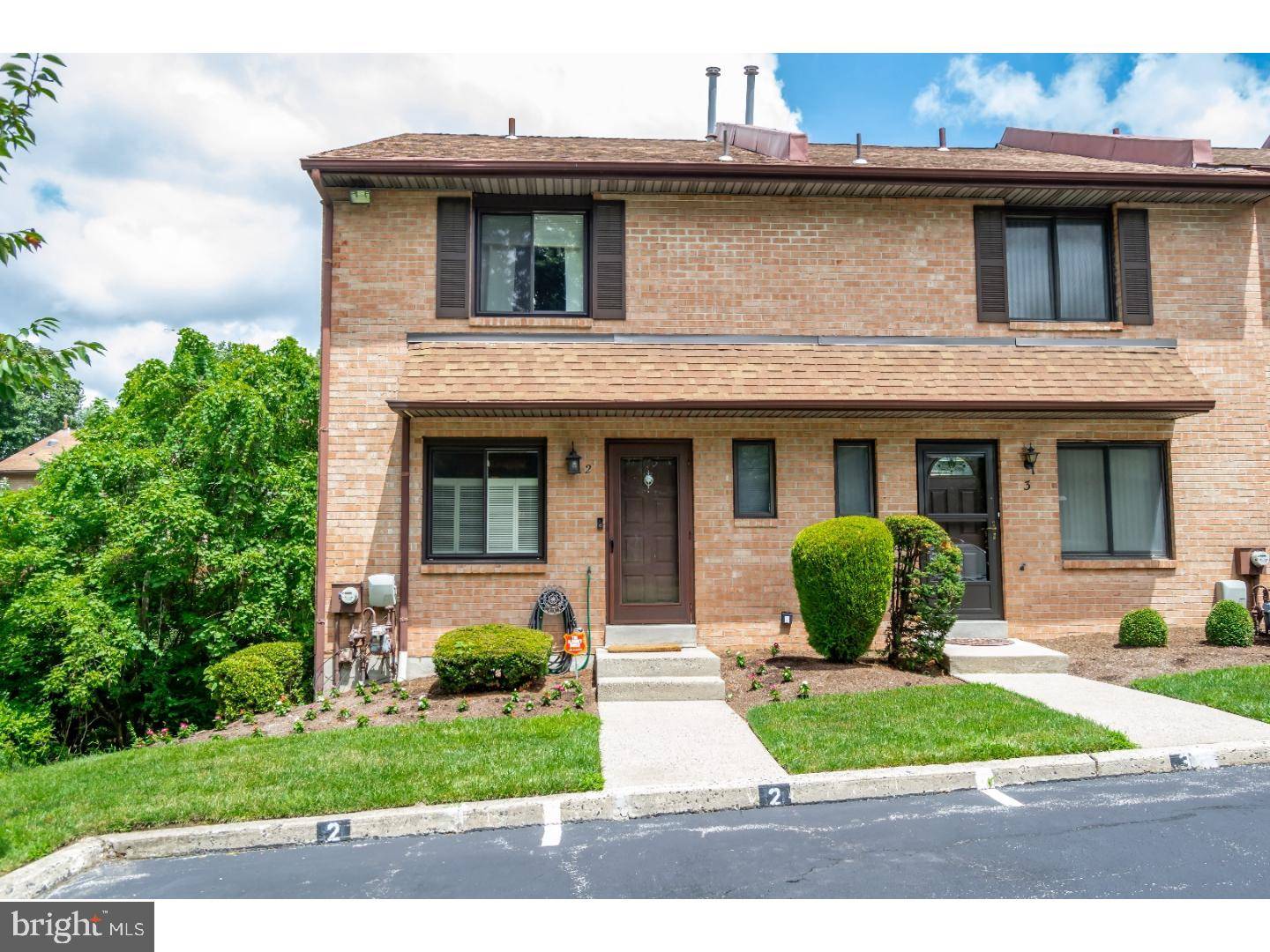 Havertown, PA 19083,1747 WEST CHESTER PIKE #2