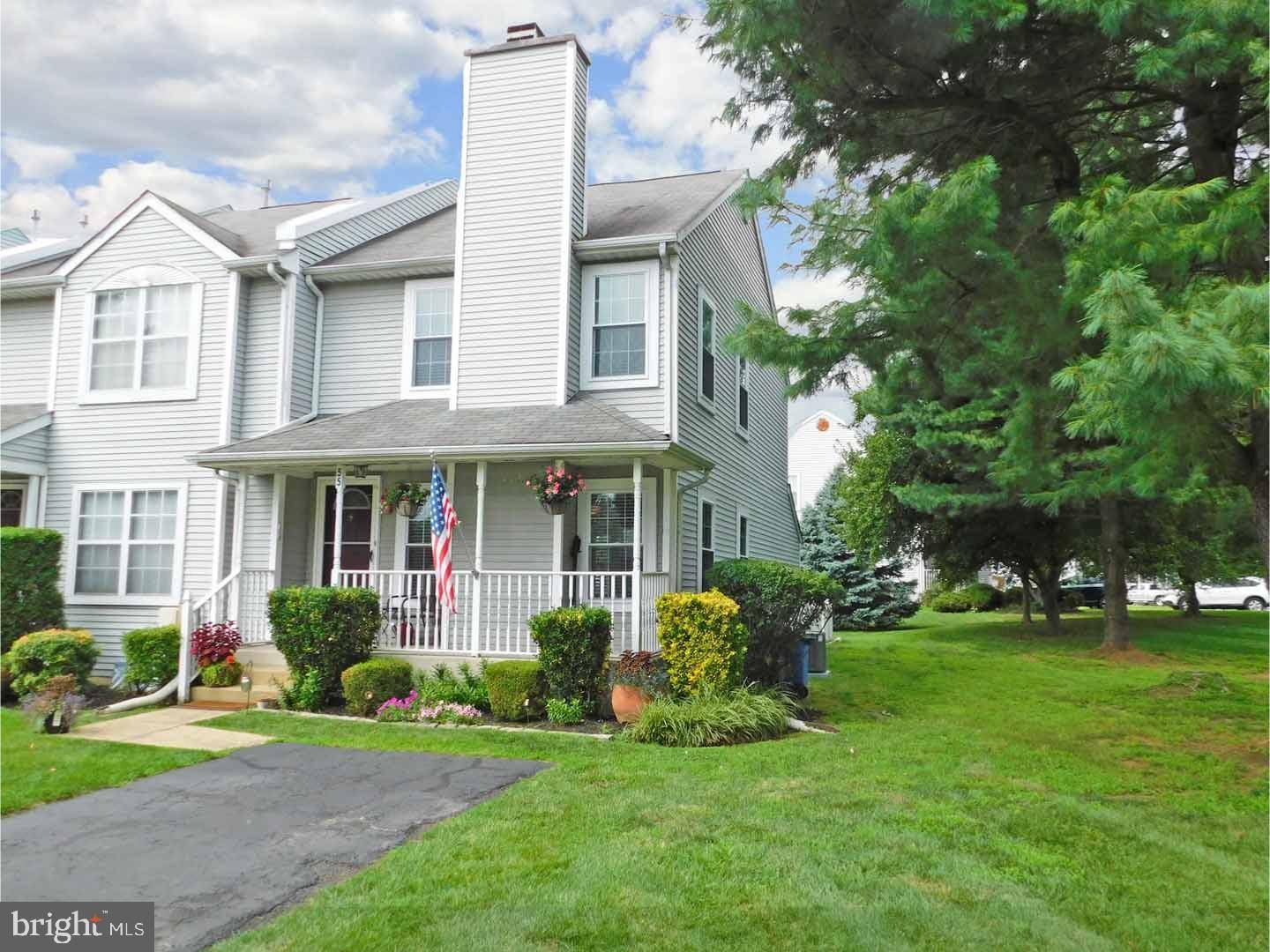 Newtown, PA 18940,55 VIOLET LN #158E