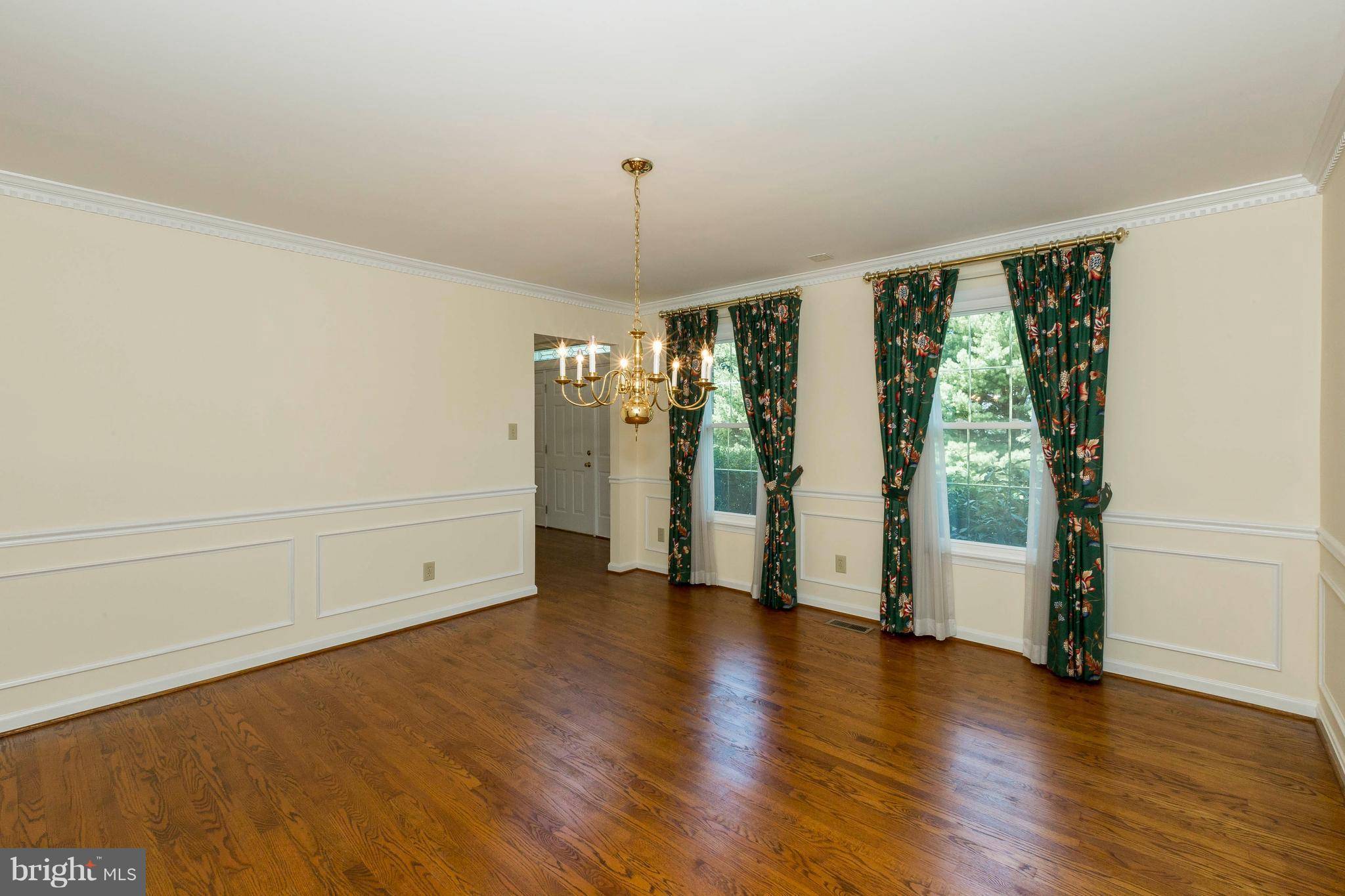 Gaithersburg, MD 20882,8620 STABLEVIEW CT