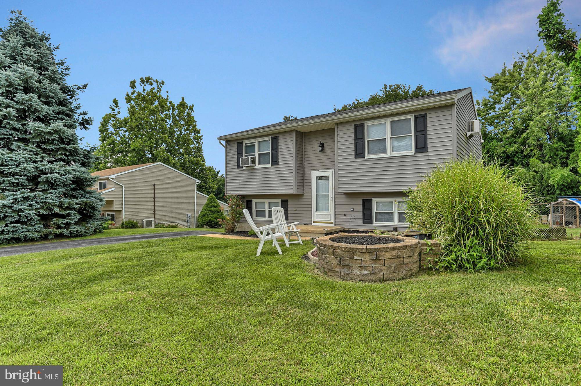 Wrightsville, PA 17368,825 FISHERMANS CIR