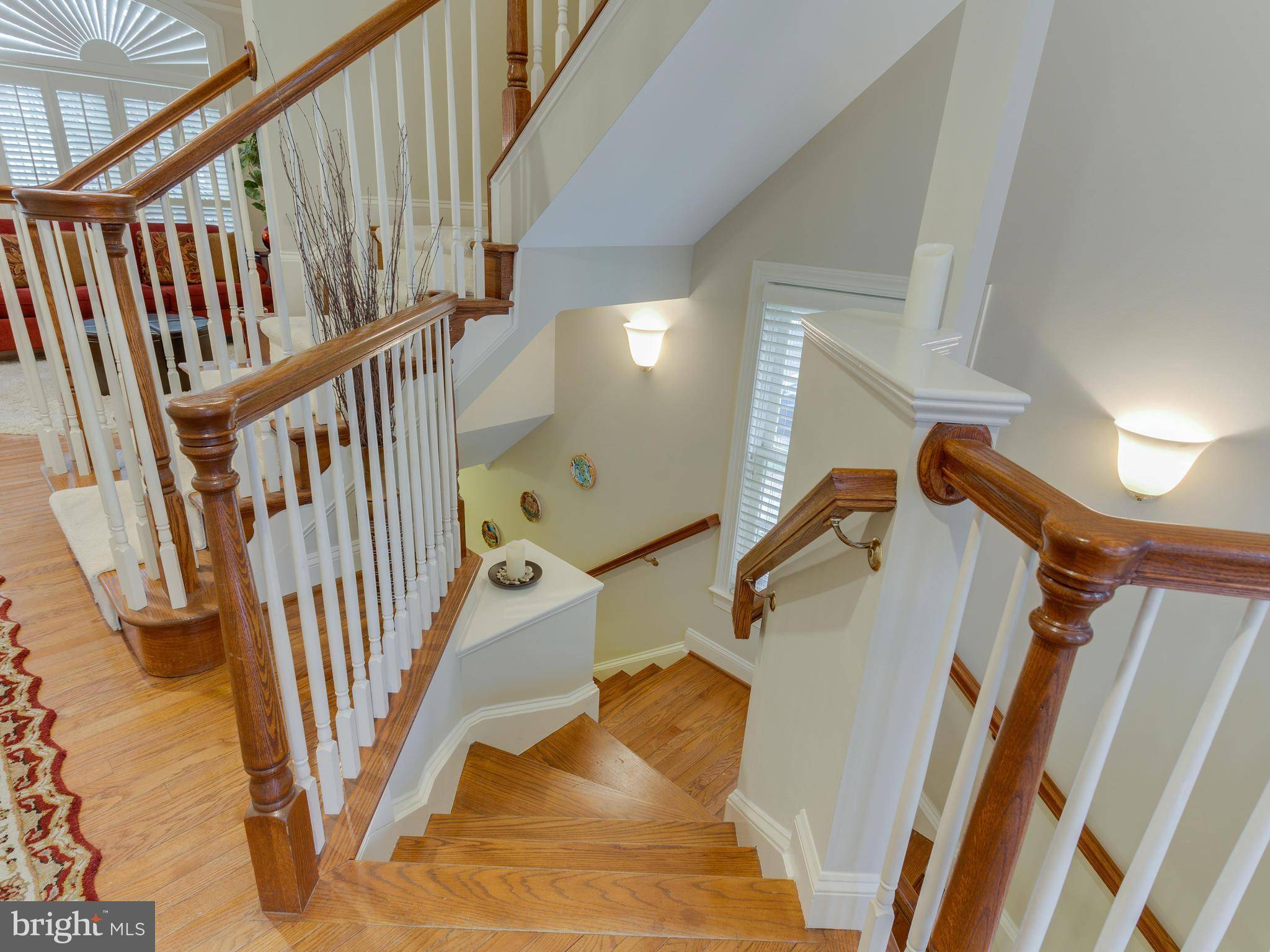 Mclean, VA 22102,1623 COLONIAL HILLS DR