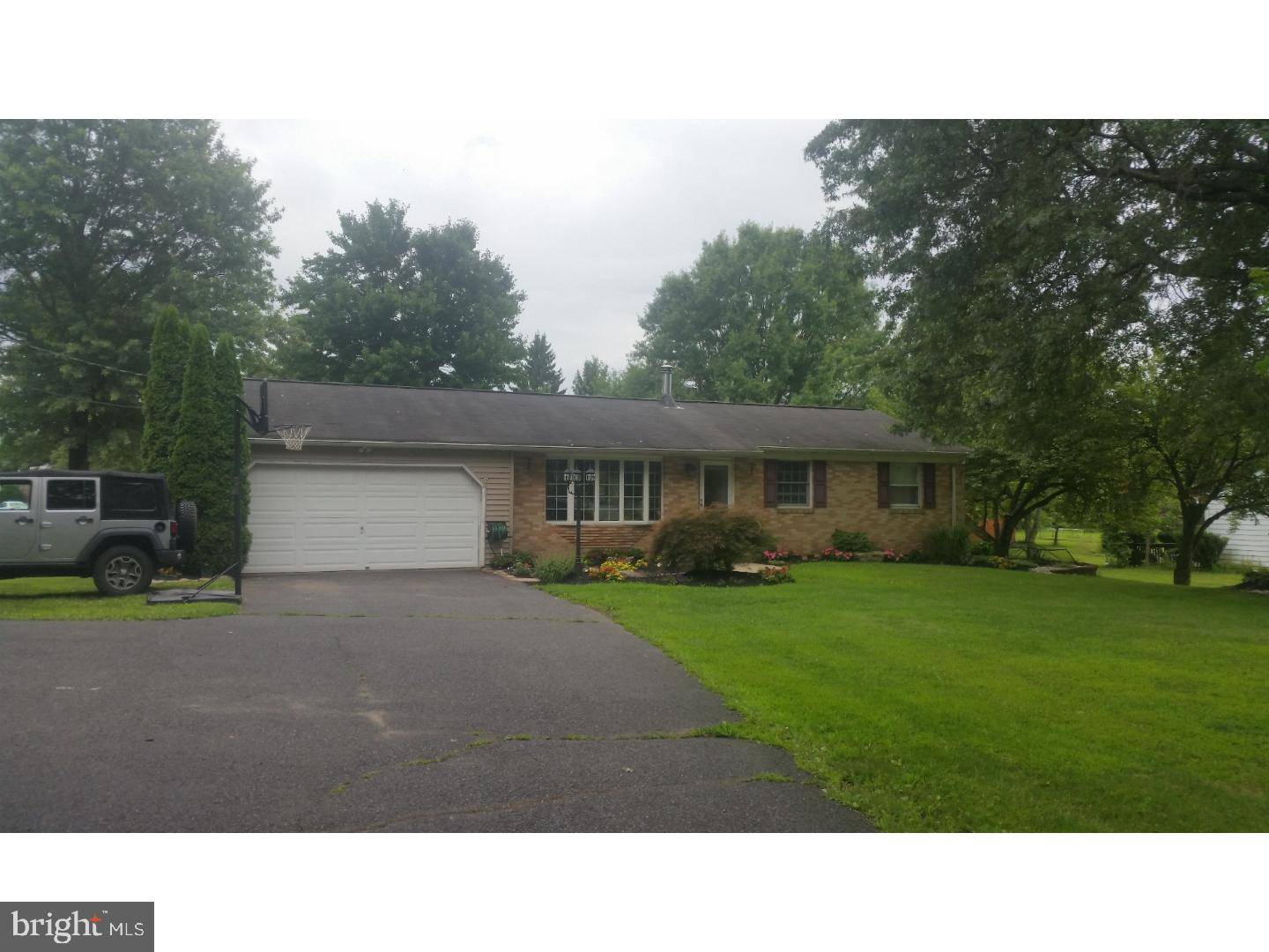 Pennsburg, PA 18073,1105 SLEEPY HOLLOW RD