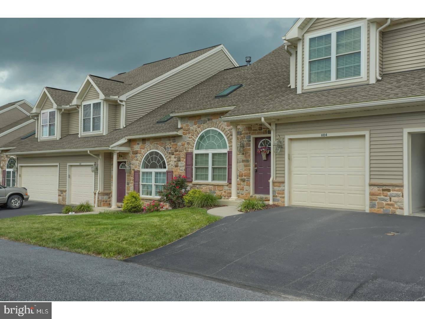 Wyomissing, PA 19610,604 ROSEMONT CT