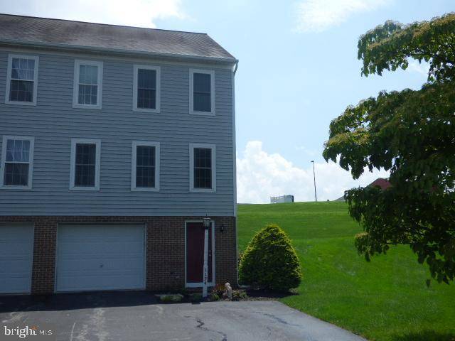 York, PA 17404,1154 HEARTHRIDGE LN