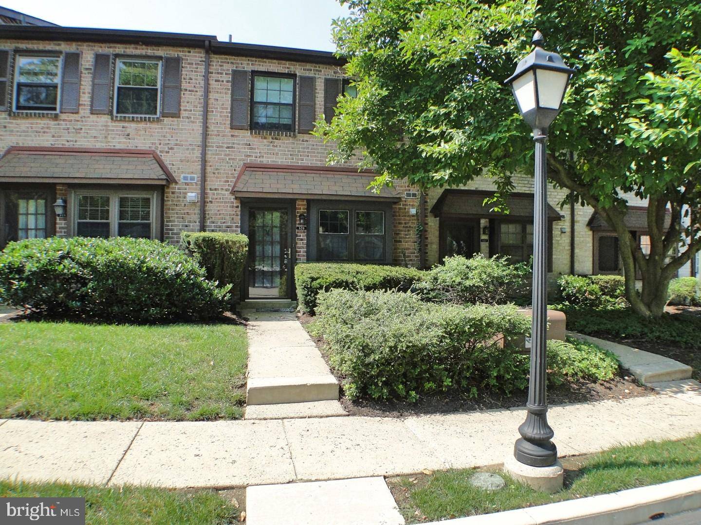 Elkins Park, PA 19027,320 GLEN WAY