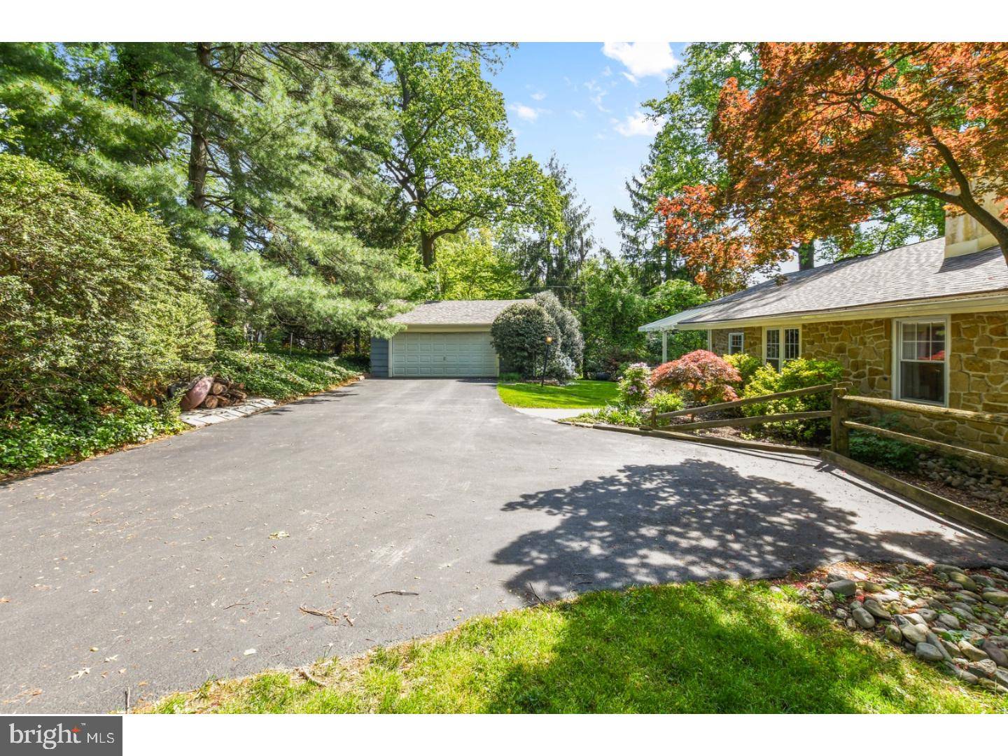 Wyncote, PA 19095,4 HEMLOCK LN