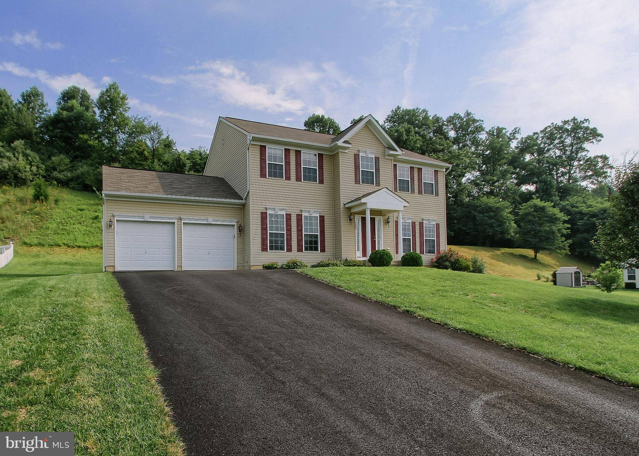 New Cumberland, PA 17070,520 SANDPIPER LN