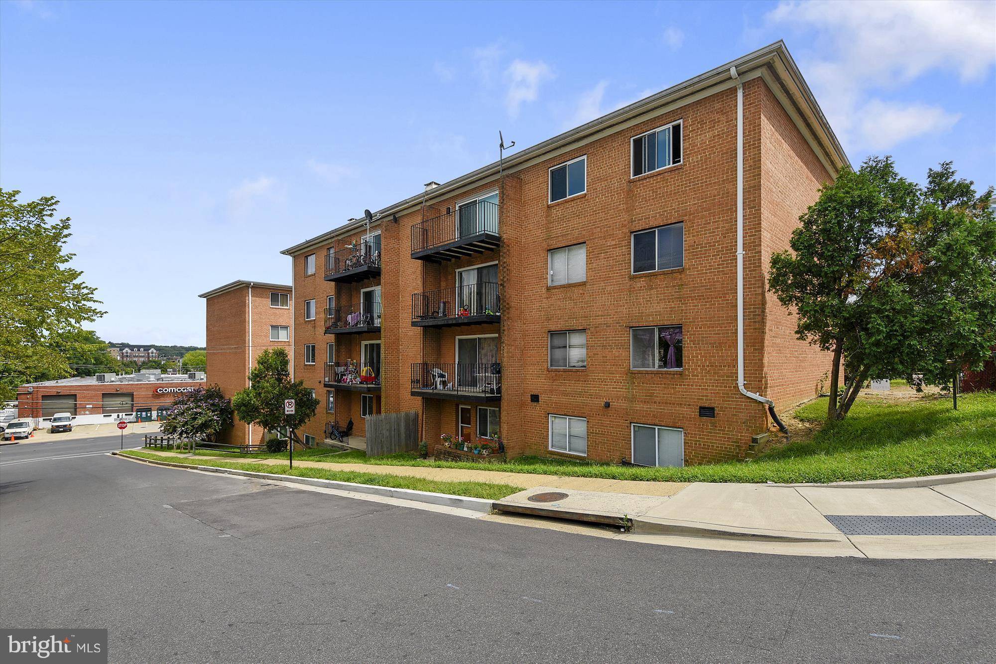 Arlington, VA 22206,3408-S 25TH ST S #7