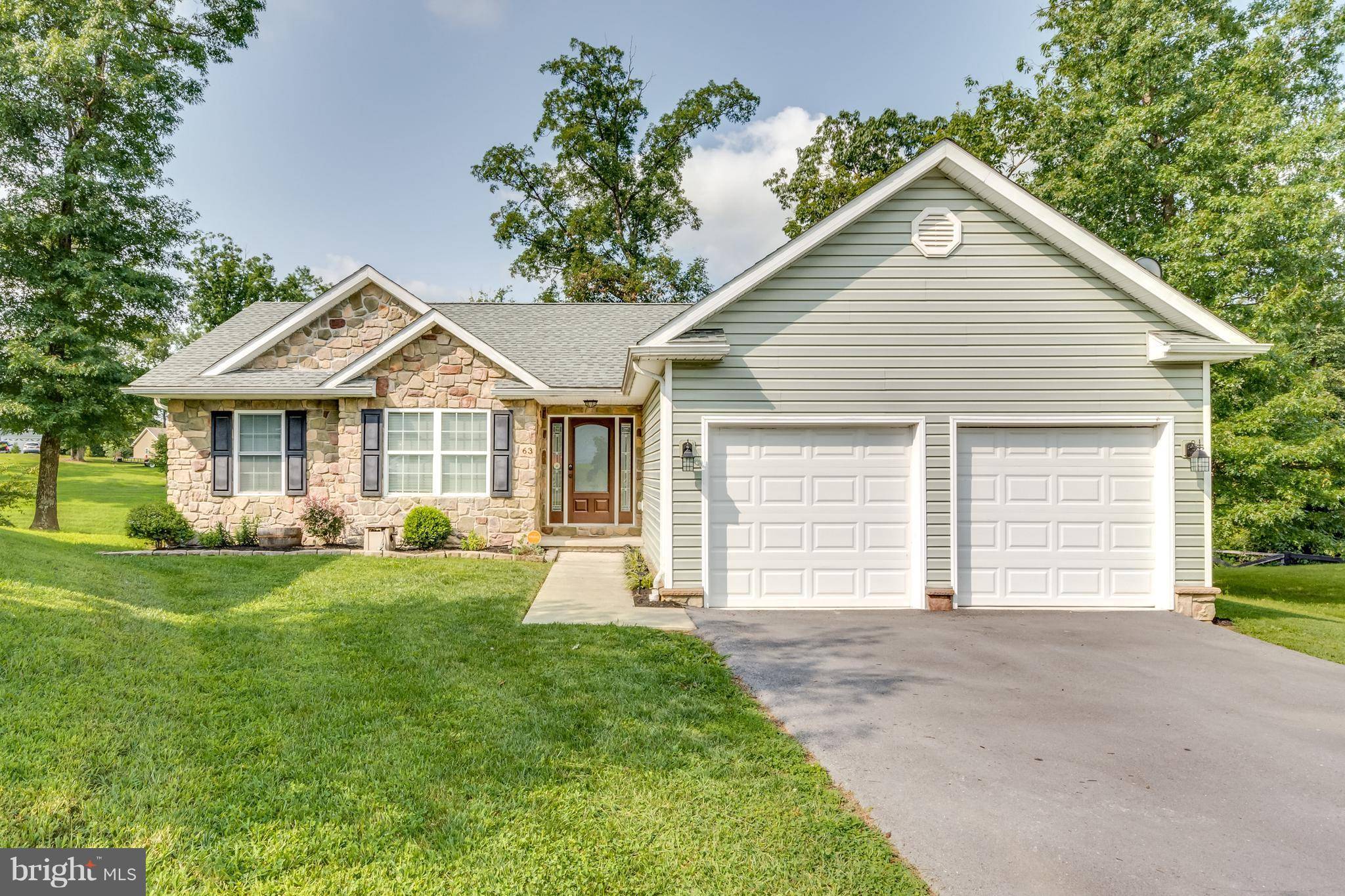 Inwood, WV 25428,63 CANOE CT