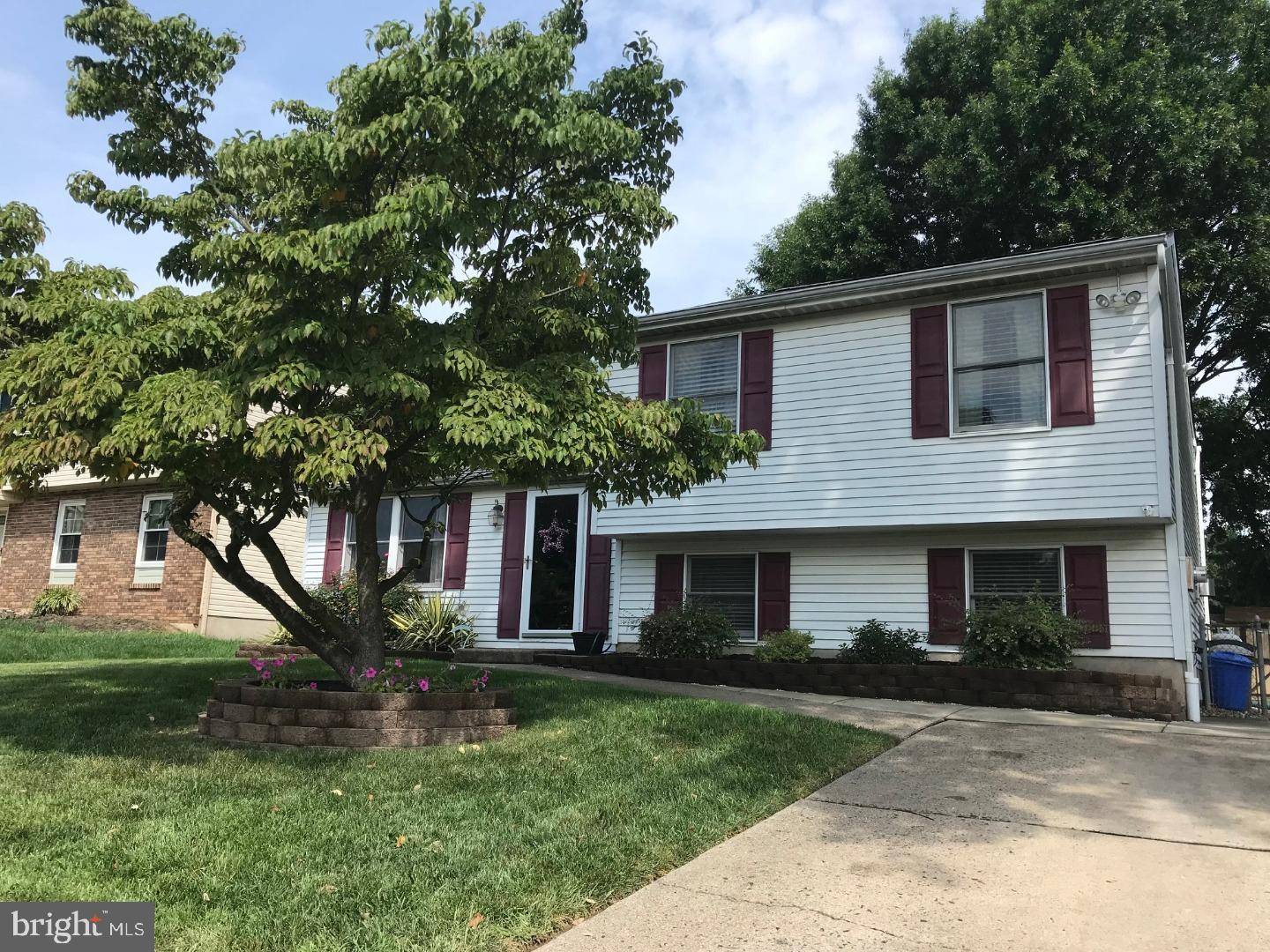 Morrisville, PA 19067,418 CENTENNIAL DR