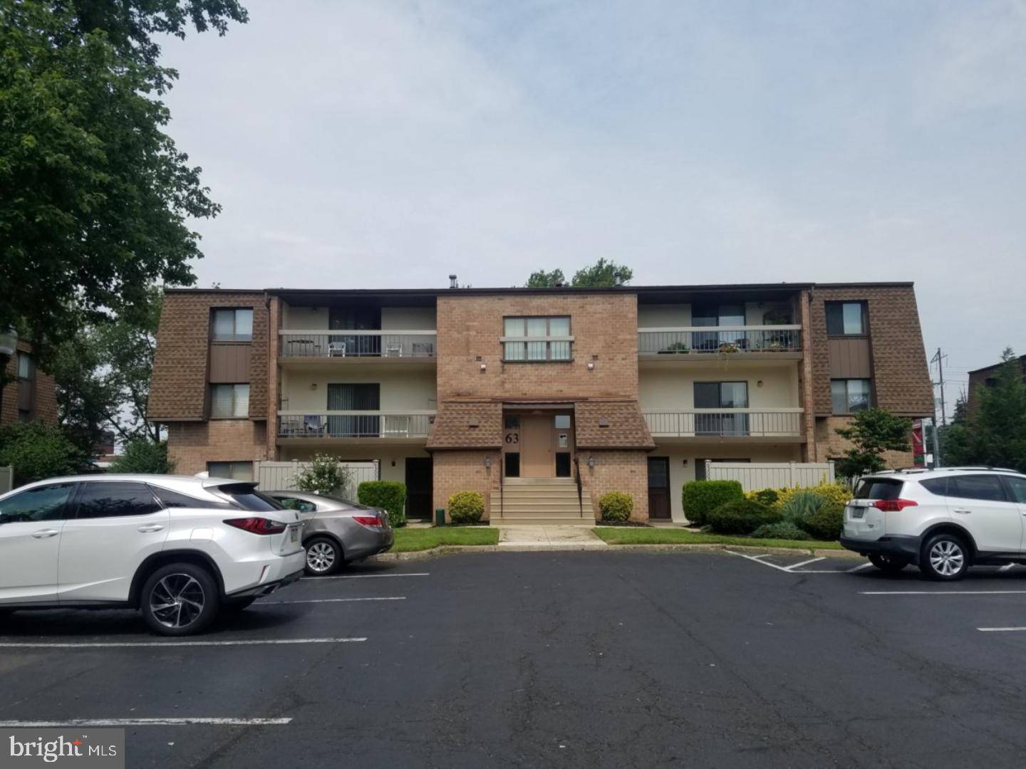 Philadelphia, PA 19114,63204 DELAIRE LANDING RD #204