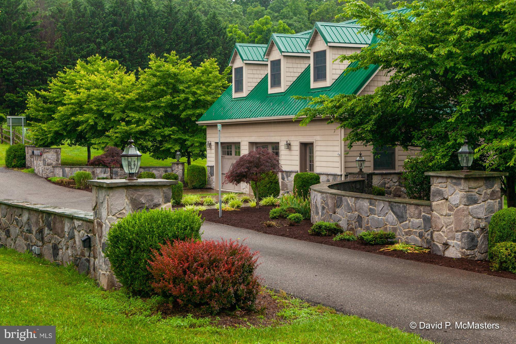 Berkeley Springs, WV 25411,65 SONGBIRD LN