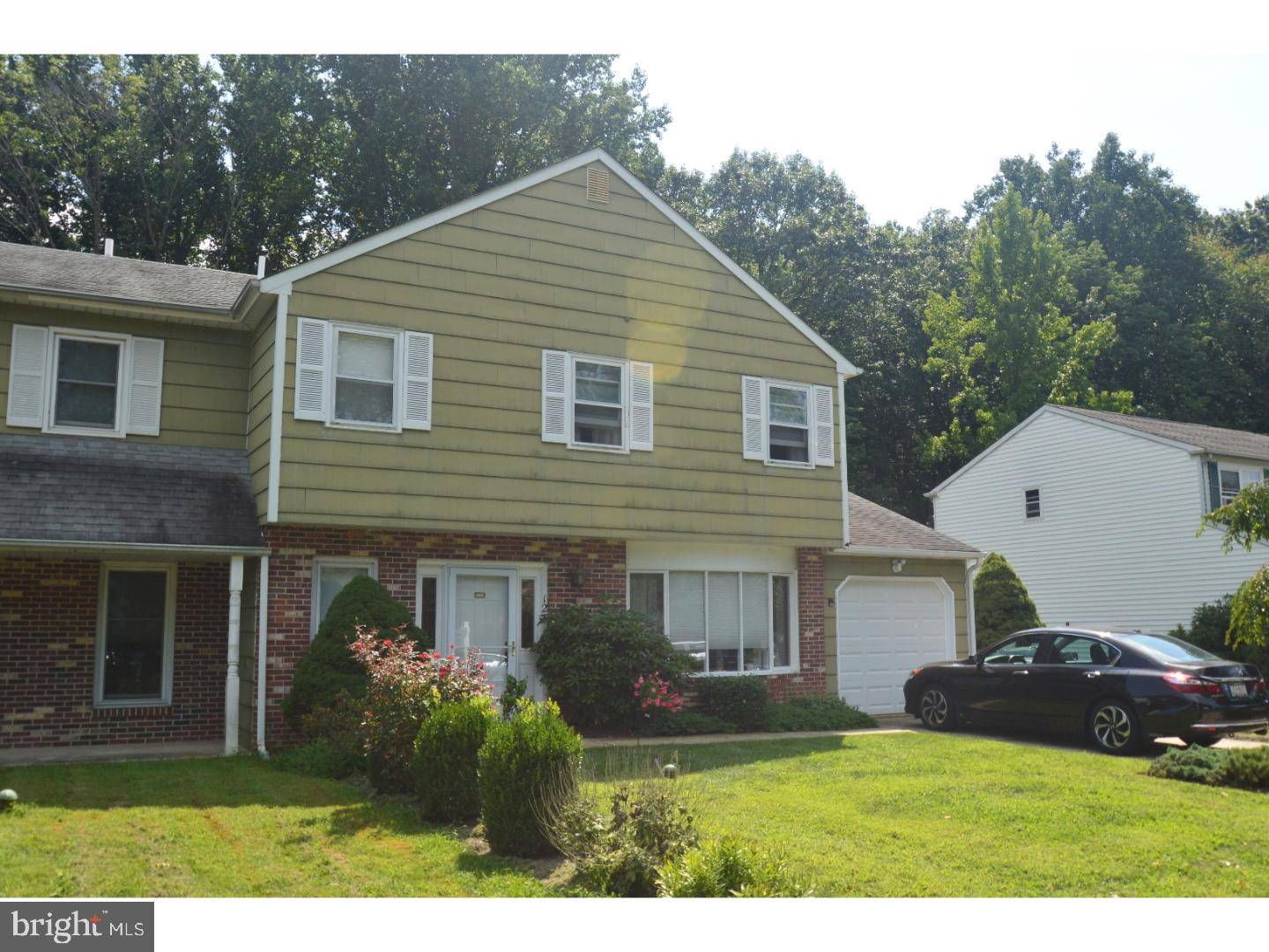 Yardley, PA 19067,121 KNIGHTS BRIDGE DR